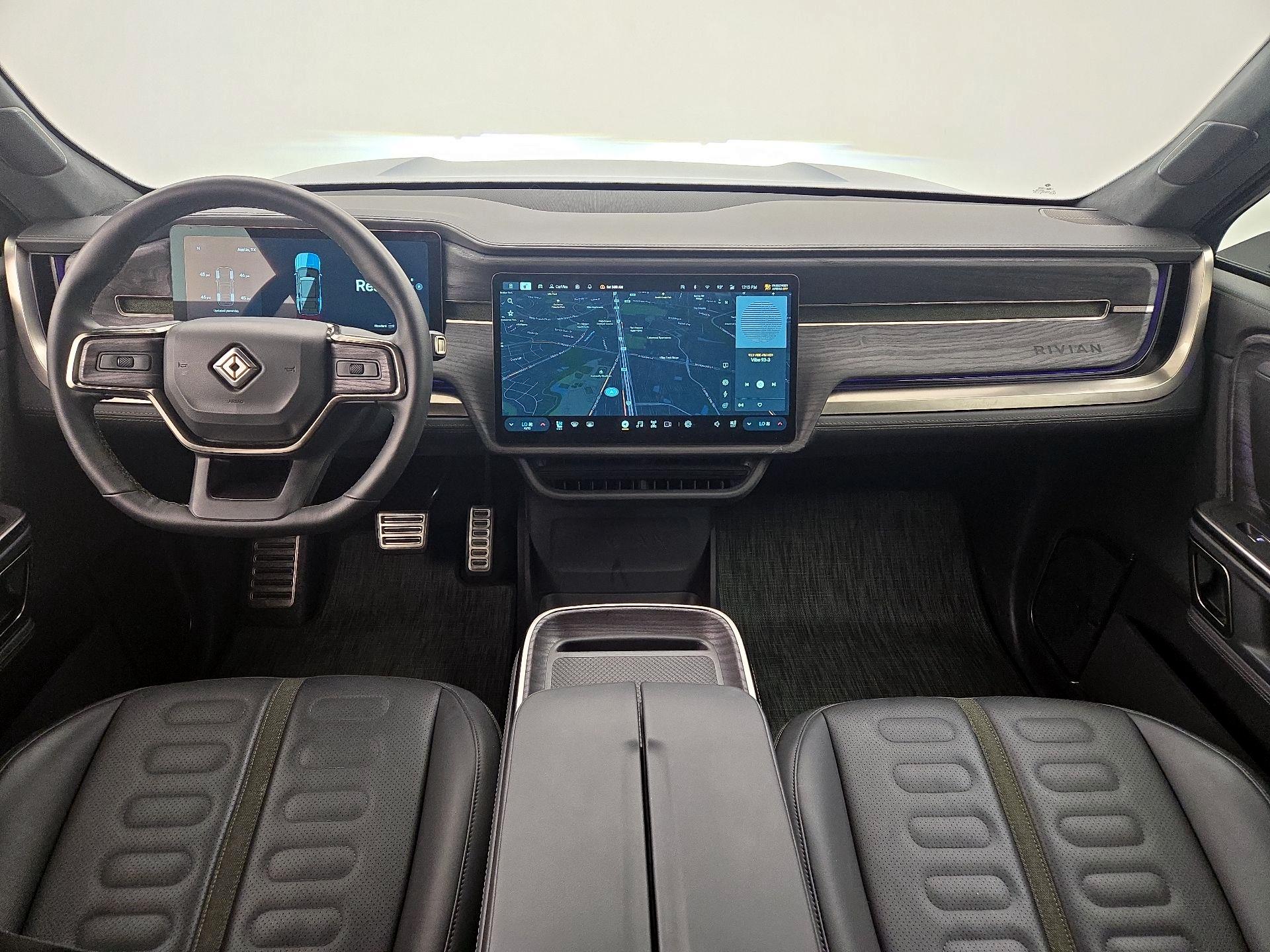 Thumbnail: 2023 Rivian R1S - 9