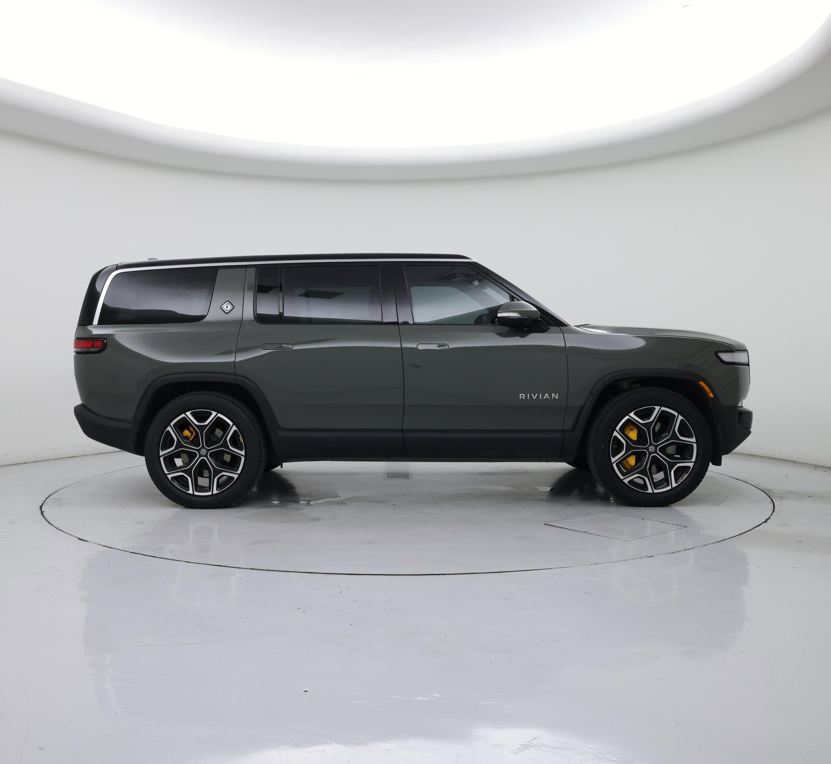 Thumbnail: 2023 Rivian R1S - 7