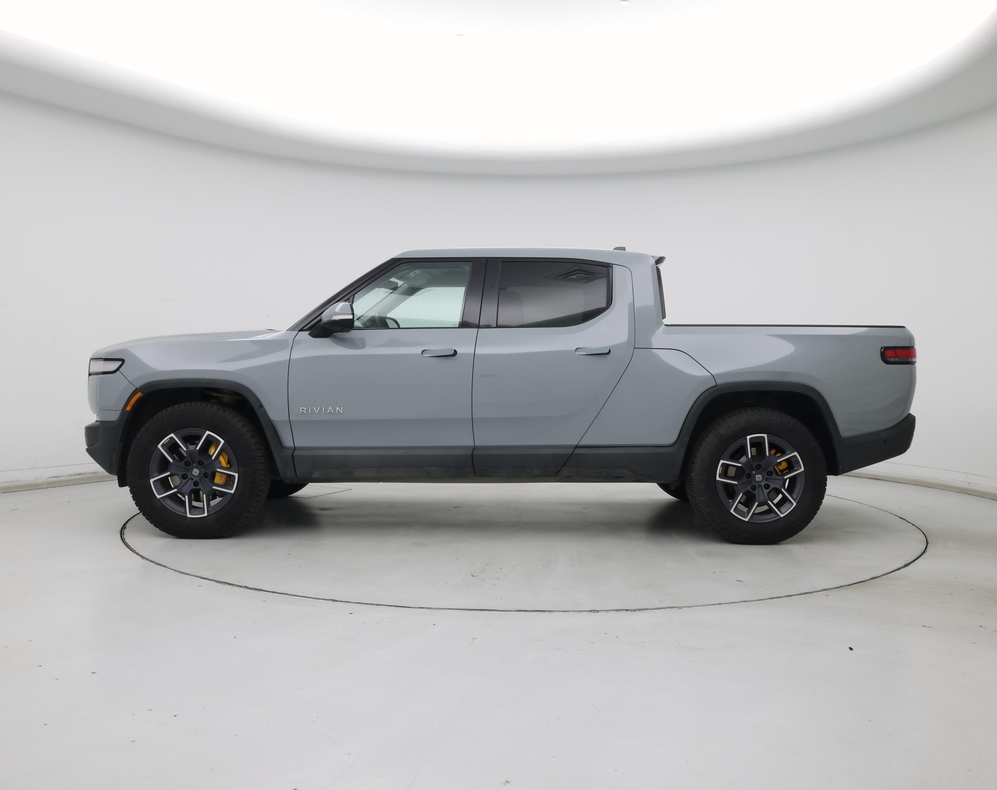 Thumbnail: 2023 Rivian R1T - 3