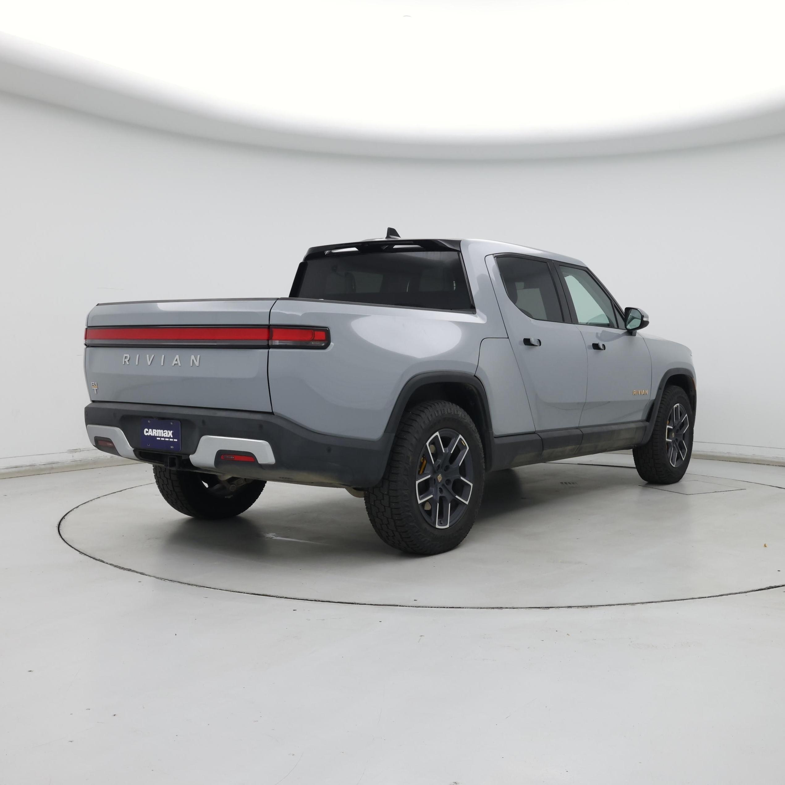 Thumbnail: 2023 Rivian R1T - 8