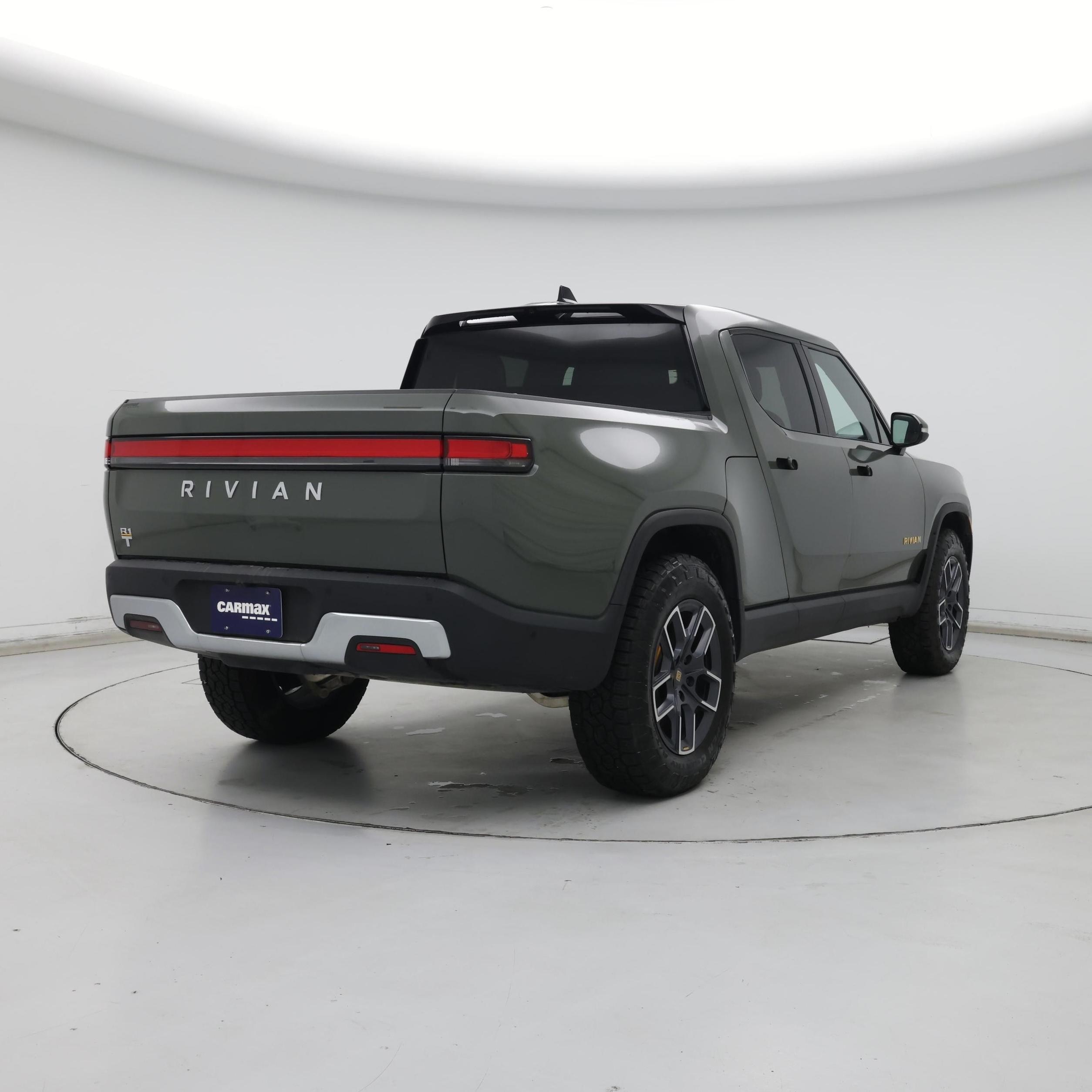 Thumbnail: 2022 Rivian R1T - 8