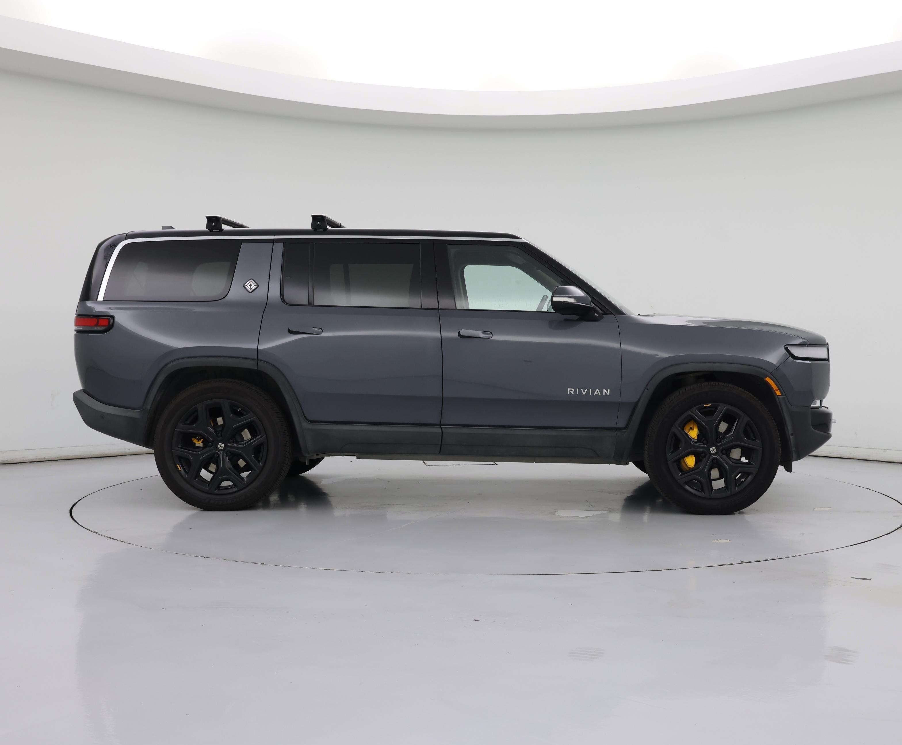 Thumbnail: 2023 Rivian R1S - 7