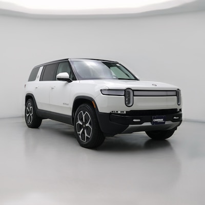 White 2023 Rivian R1S Adventure Dual-Motor Standard