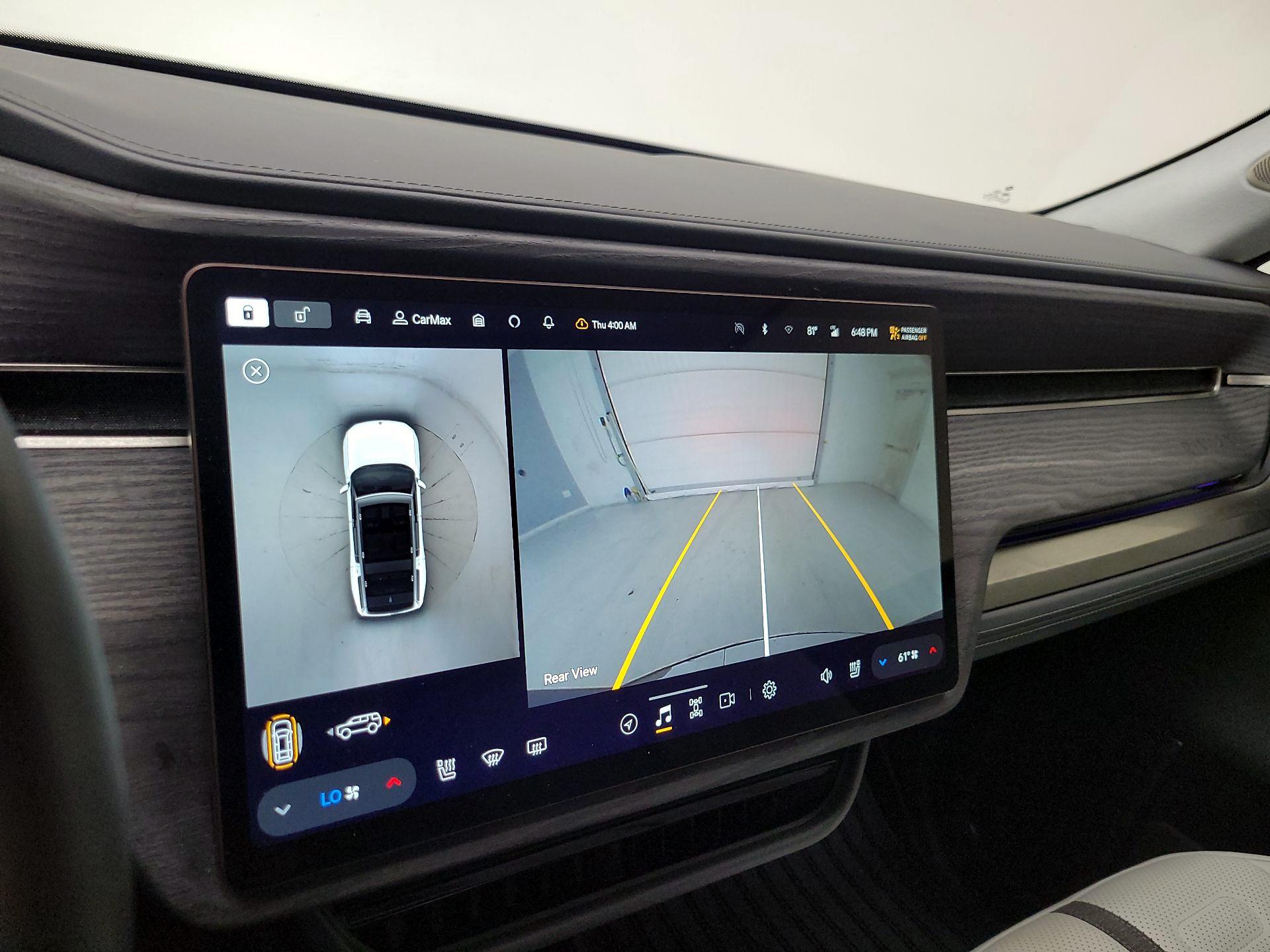 Thumbnail: 2023 Rivian R1S - 14