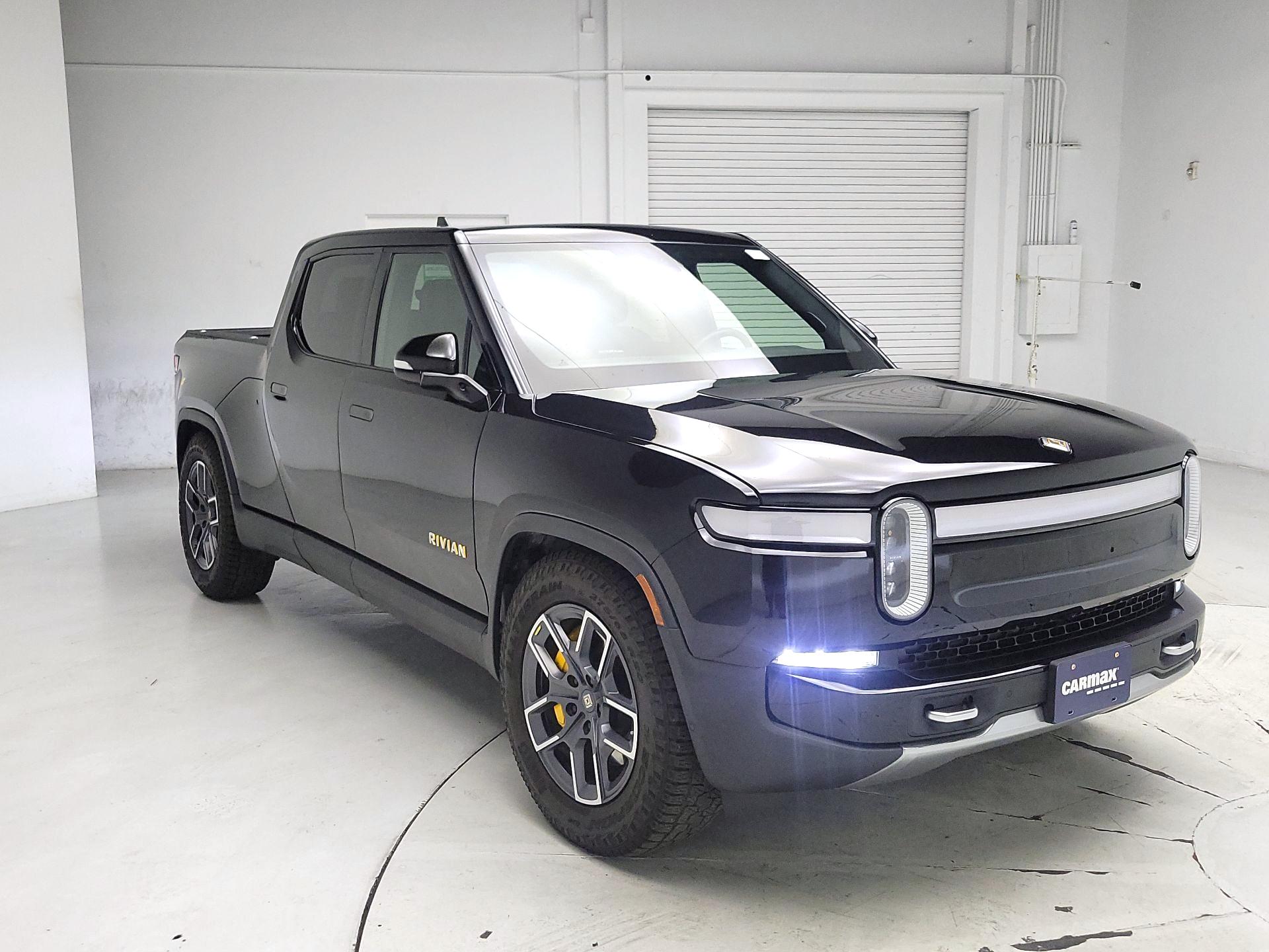 Thumbnail: 2022 Rivian R1T - 1