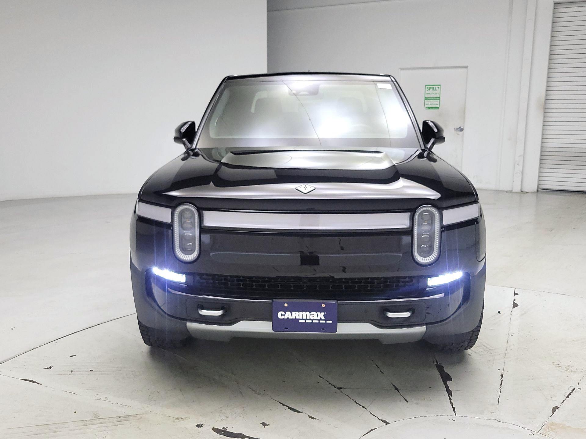 Thumbnail: 2022 Rivian R1T - 2