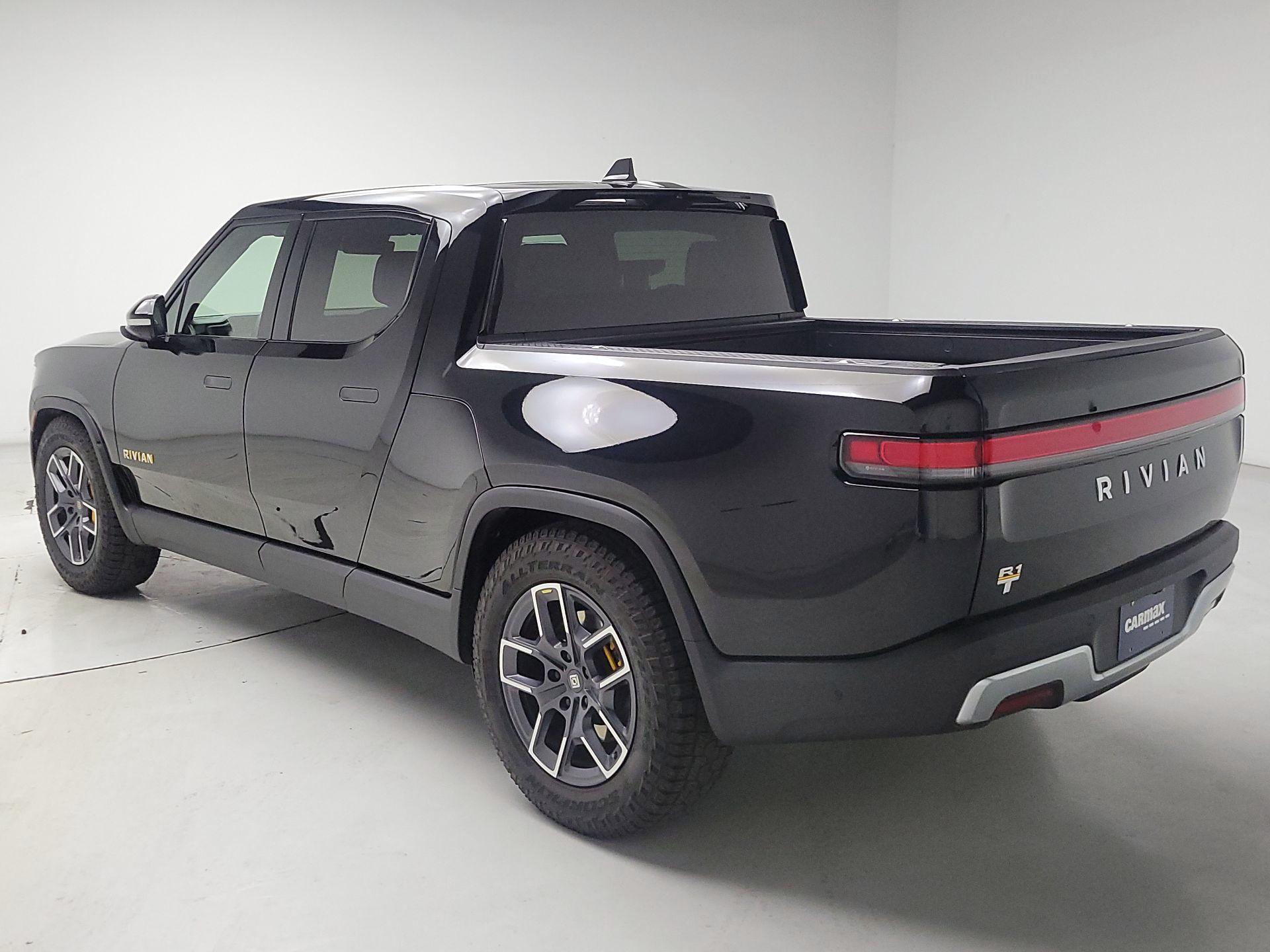 Thumbnail: 2022 Rivian R1T - 7