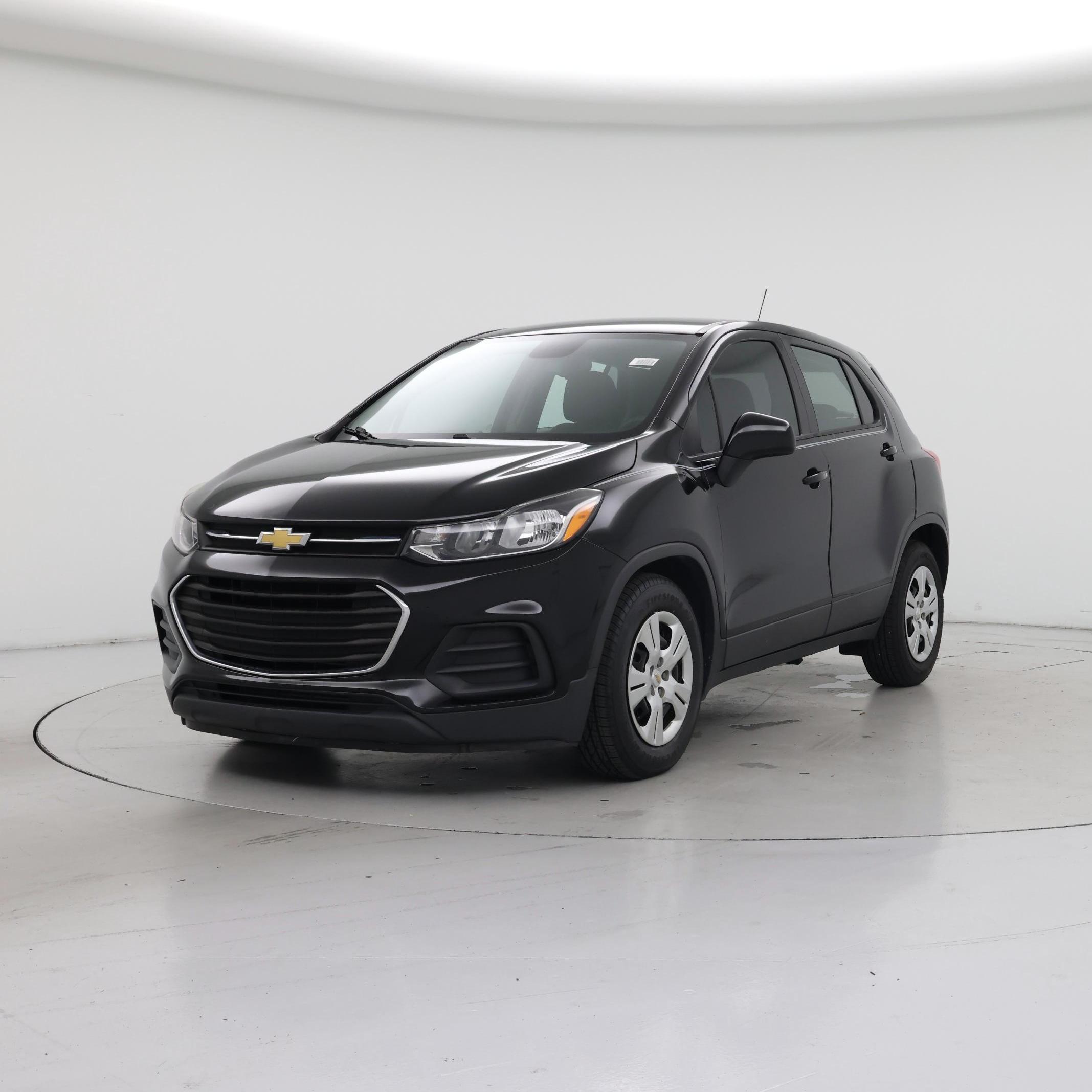 Thumbnail: 2017 Chevrolet Trax - 4