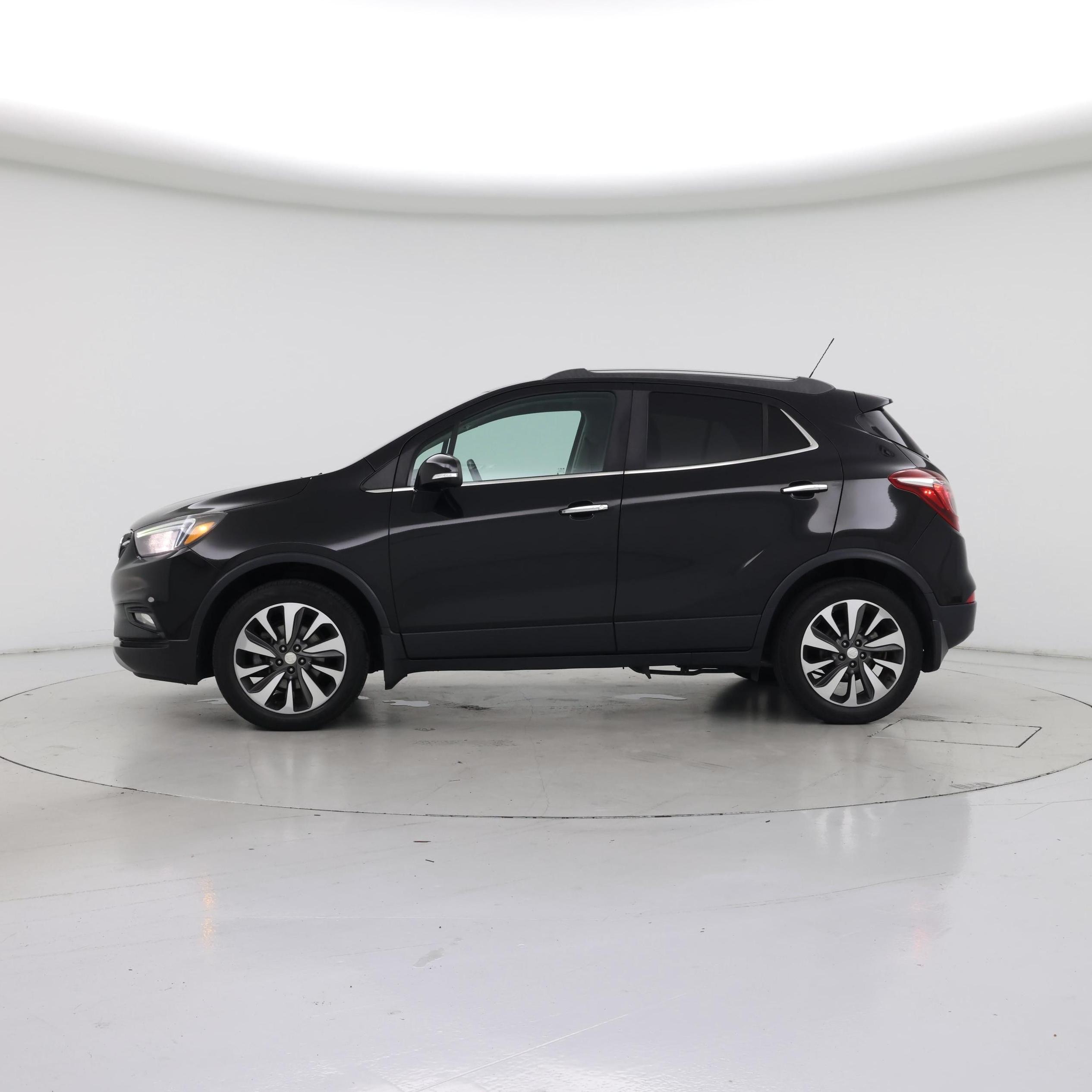 Thumbnail: 2018 Buick Encore - 3