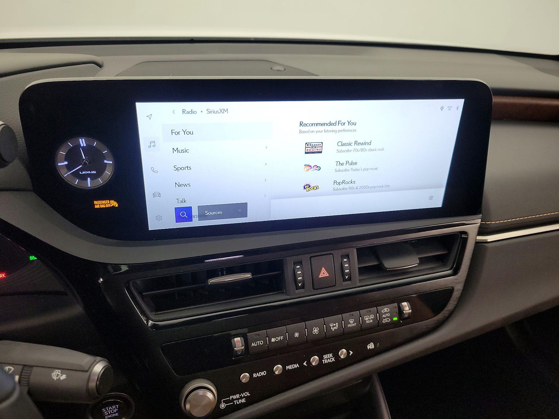 Thumbnail: 2024 Lexus ES - 15