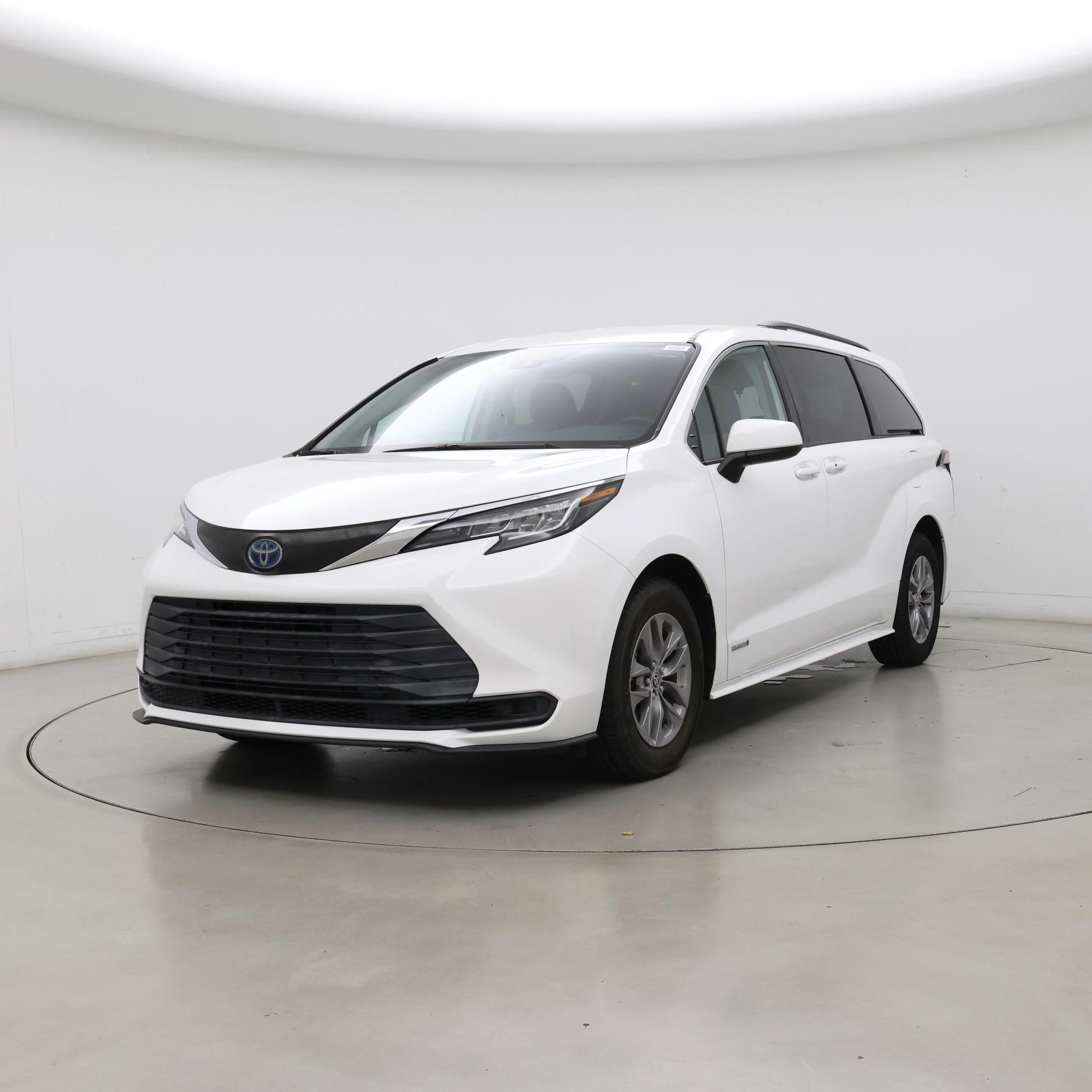 Thumbnail: 2021 Toyota Sienna - 4