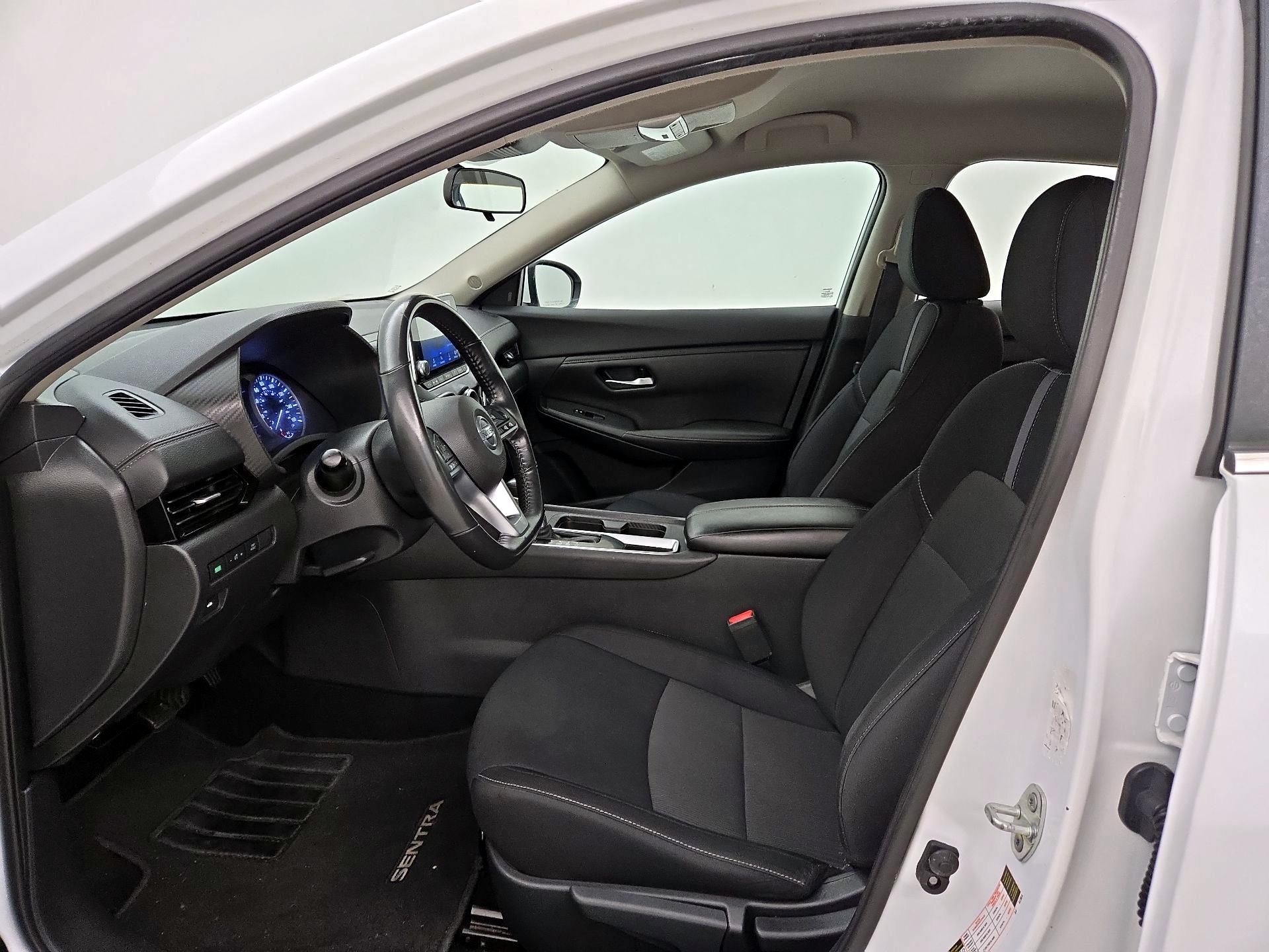 Thumbnail: 2021 Nissan Sentra - 11