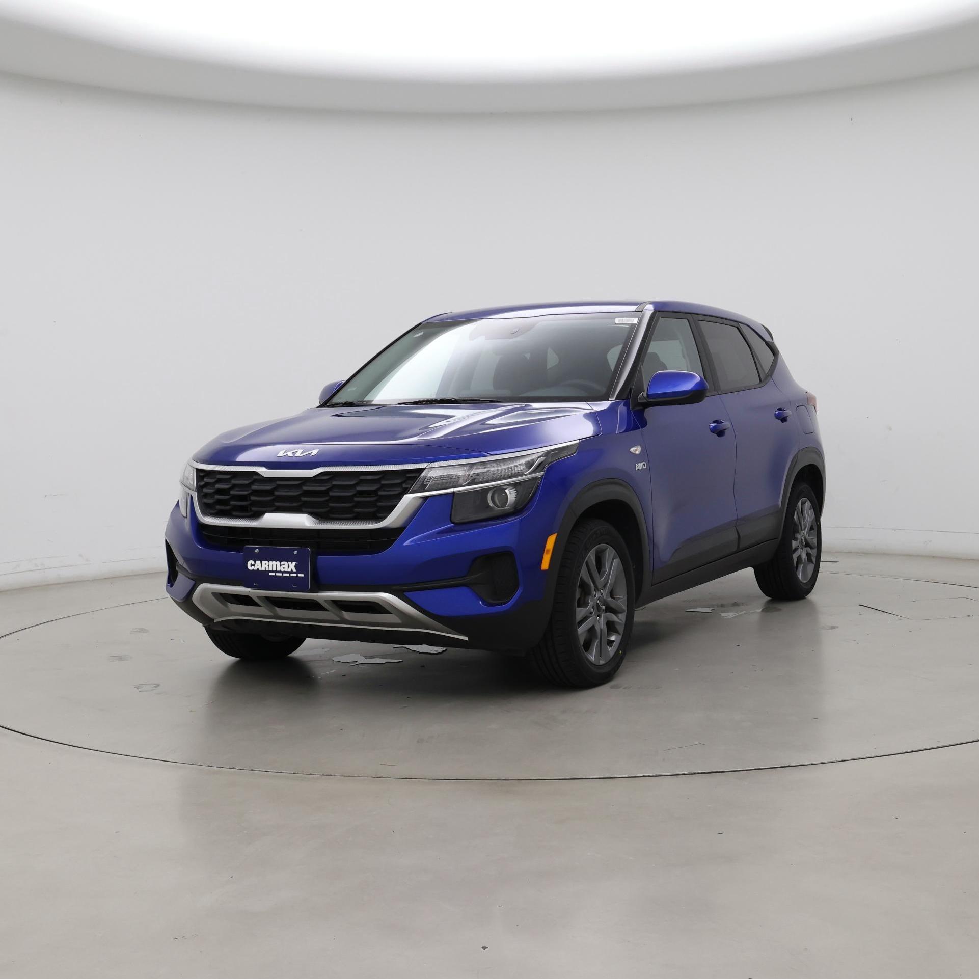Thumbnail: 2022 Kia Seltos - 4