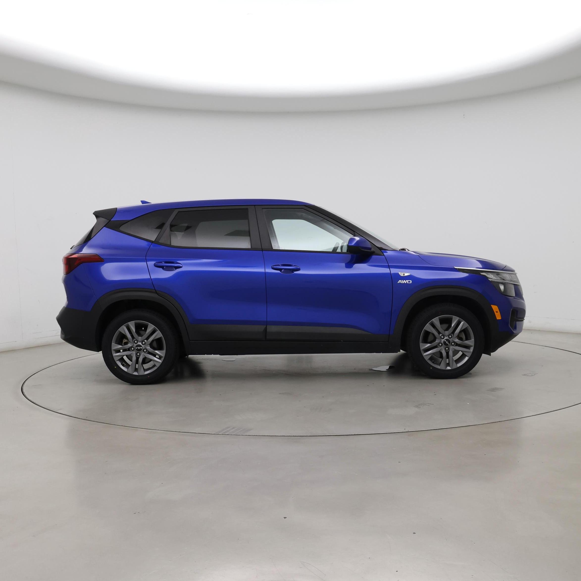 Thumbnail: 2022 Kia Seltos - 7