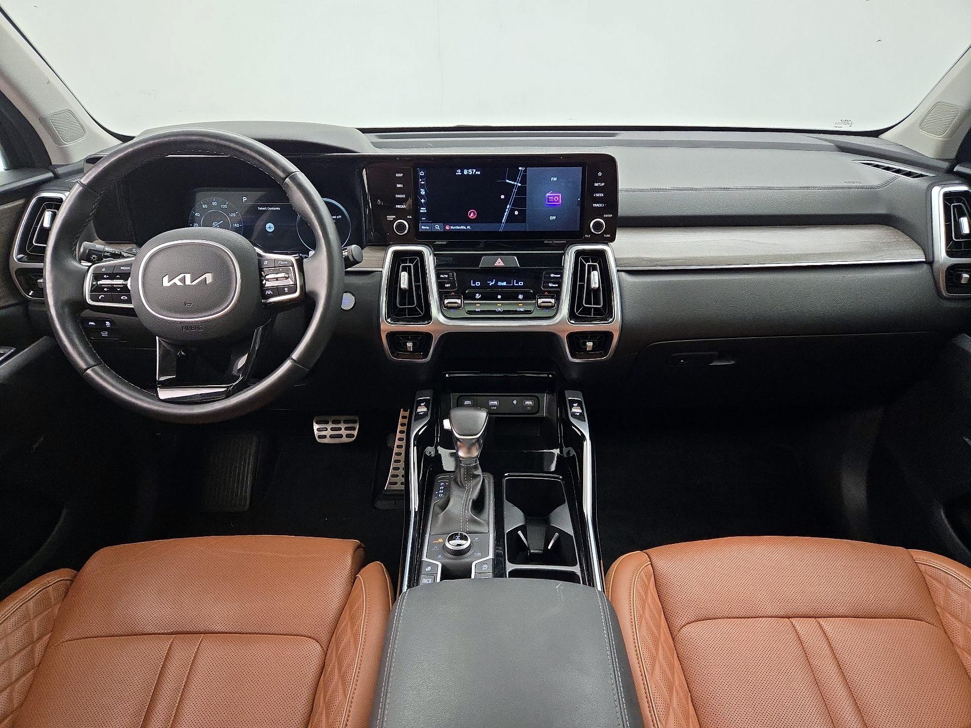 Thumbnail: 2022 Kia Sorento - 9