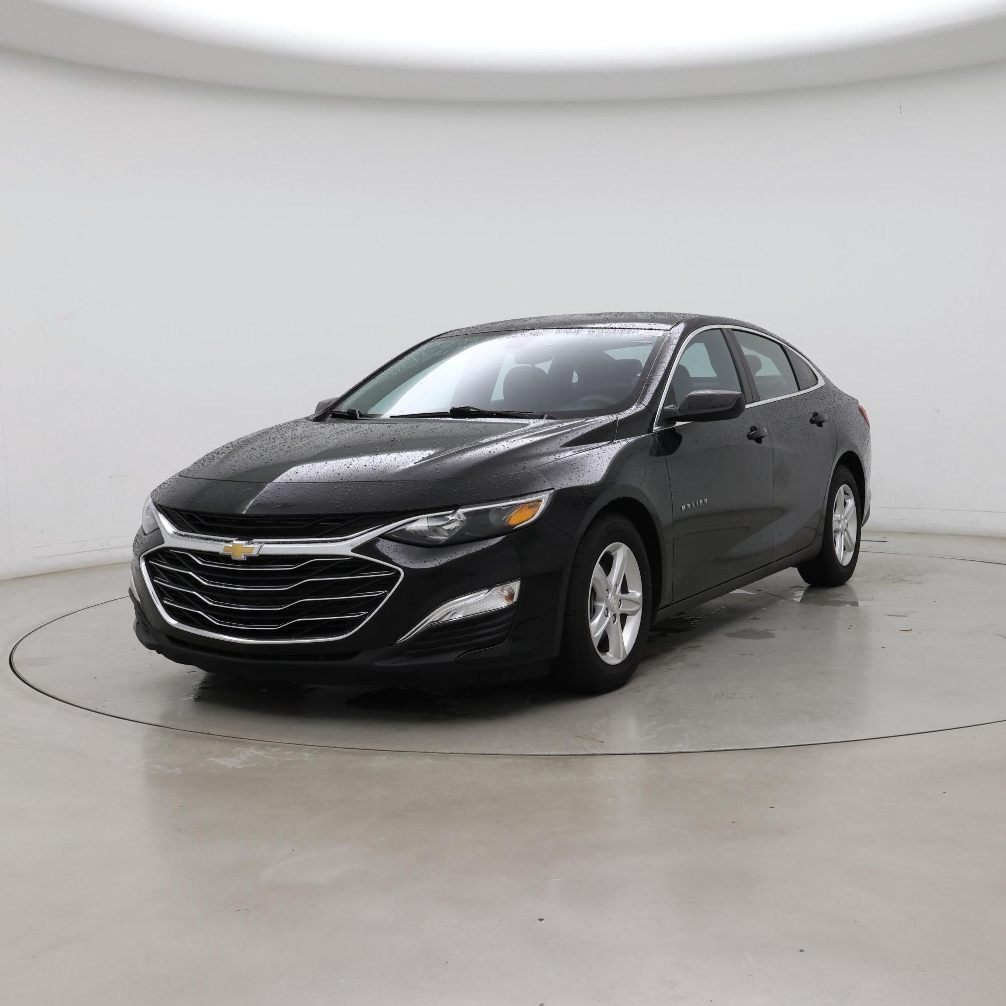 Thumbnail: 2021 Chevrolet Malibu - 4