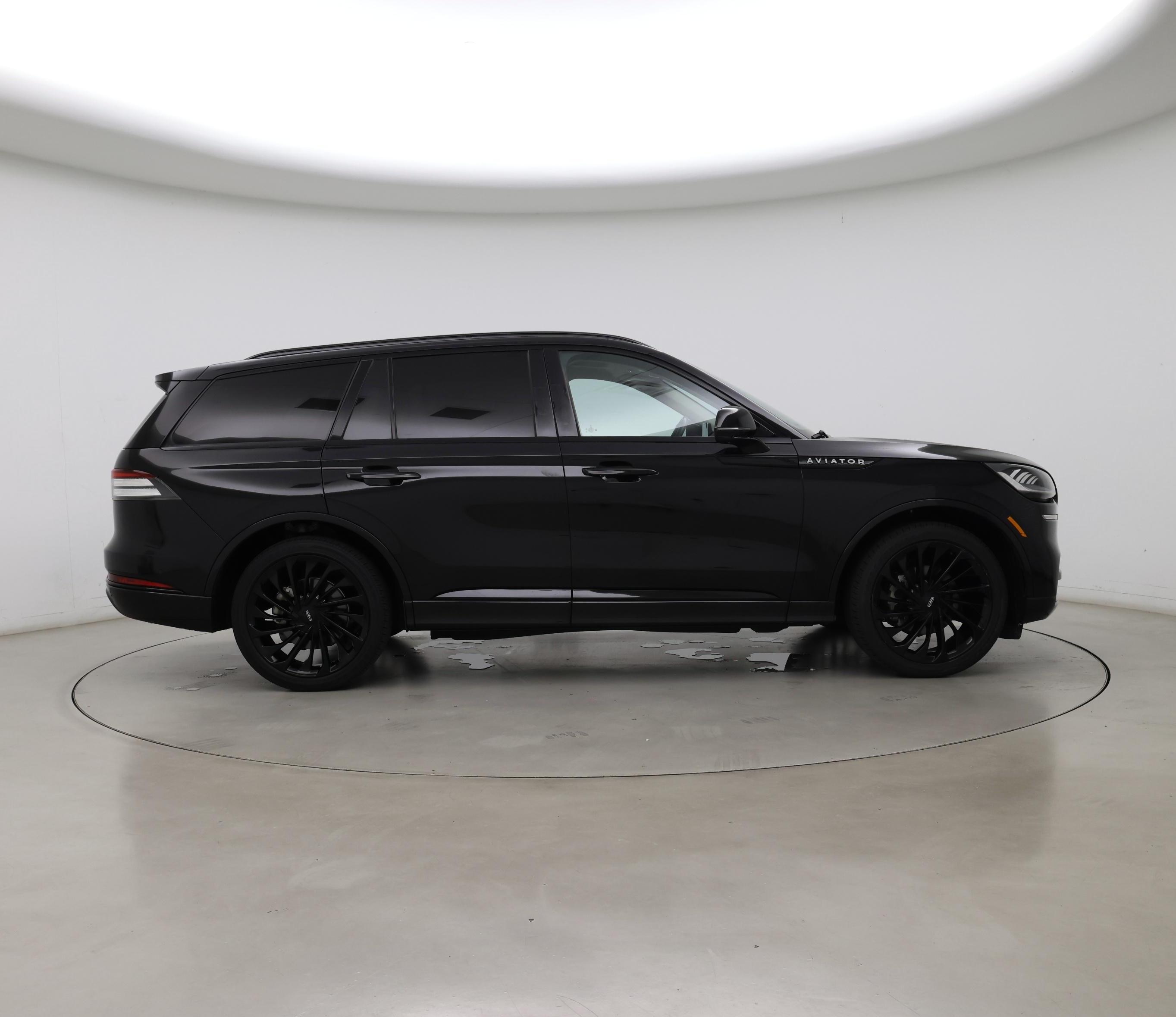 Thumbnail: 2022 Lincoln Aviator - 7