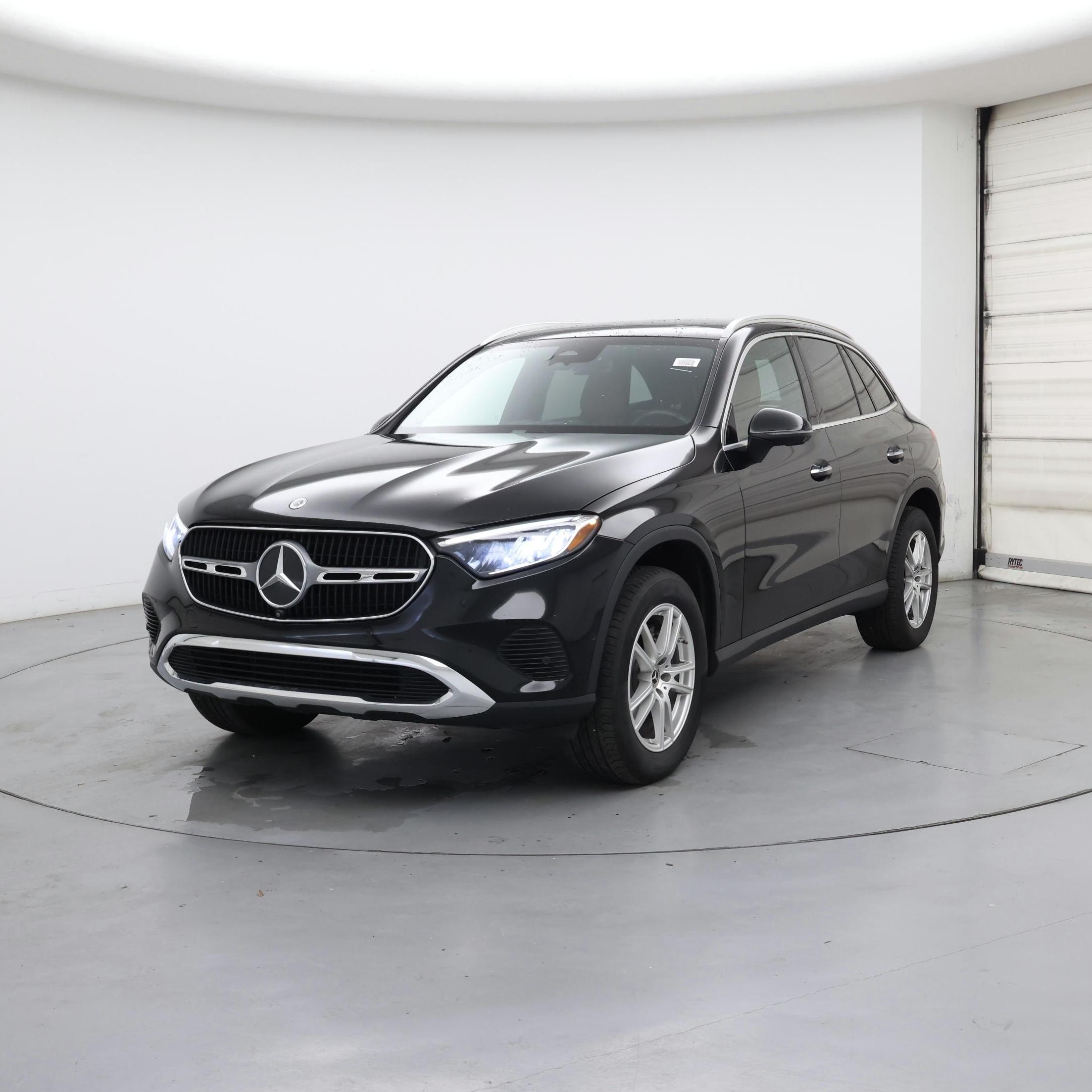Thumbnail: 2023 Mercedes-Benz GLC - 4