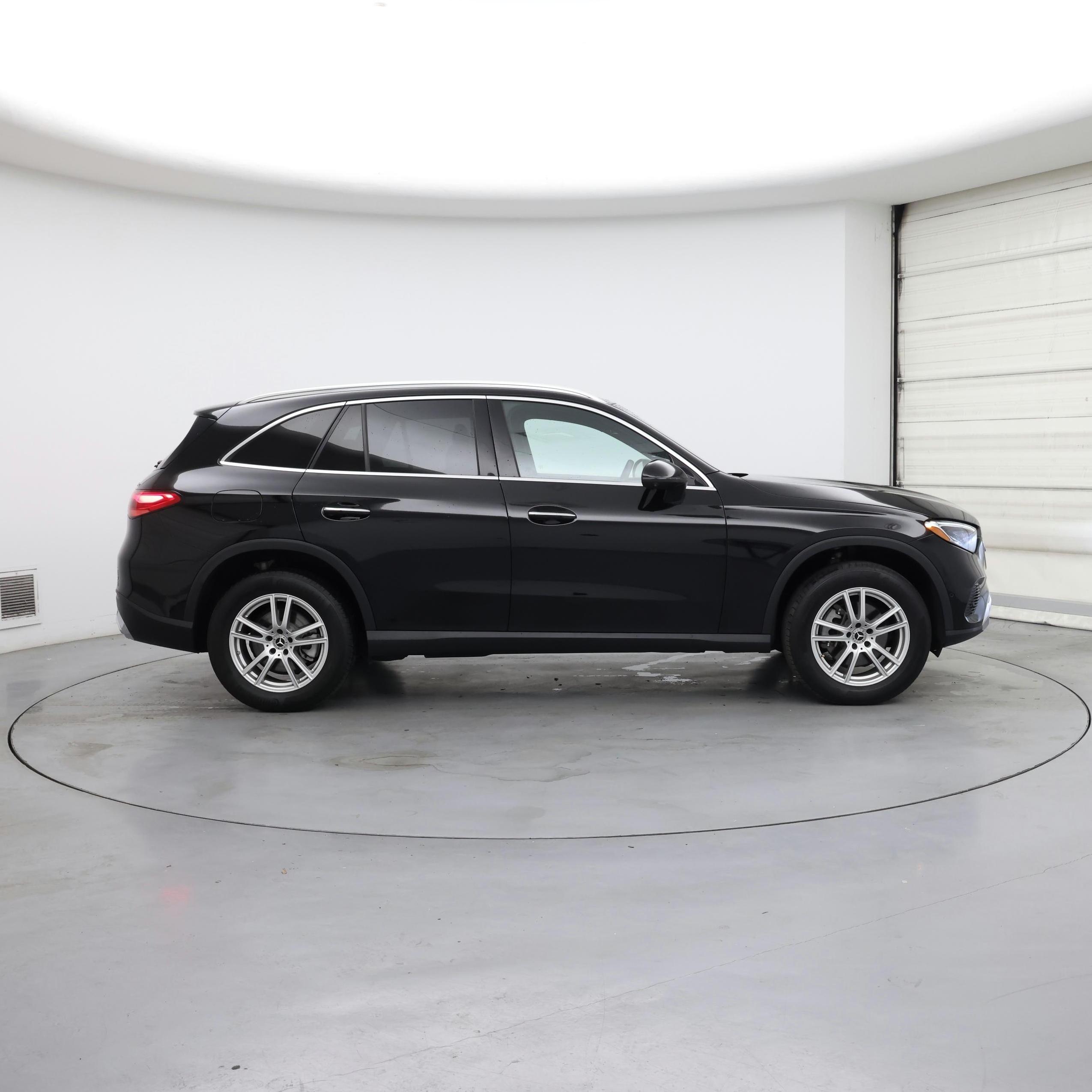 Thumbnail: 2023 Mercedes-Benz GLC - 7