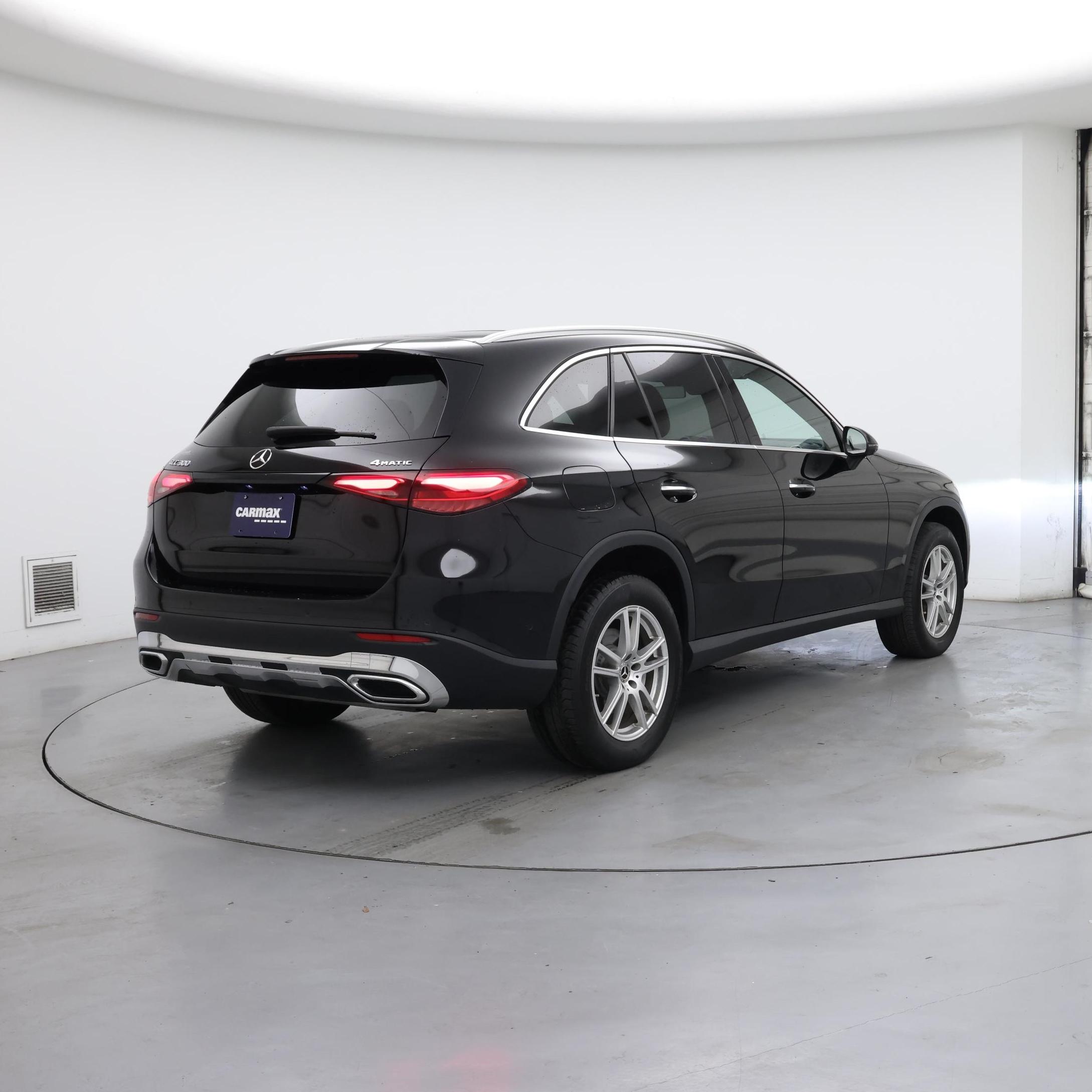 Thumbnail: 2023 Mercedes-Benz GLC - 8