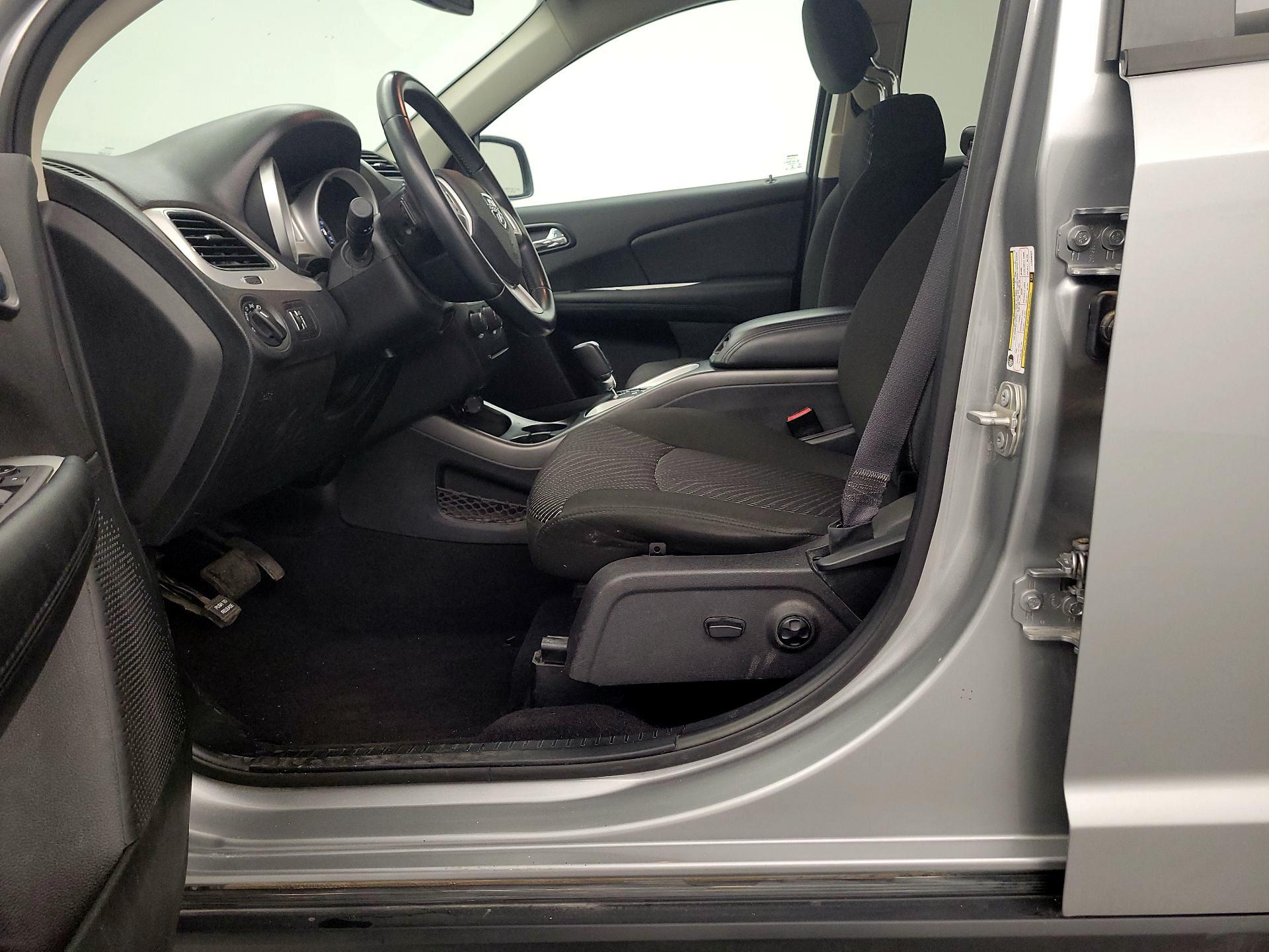 Thumbnail: 2020 Dodge Journey - 11