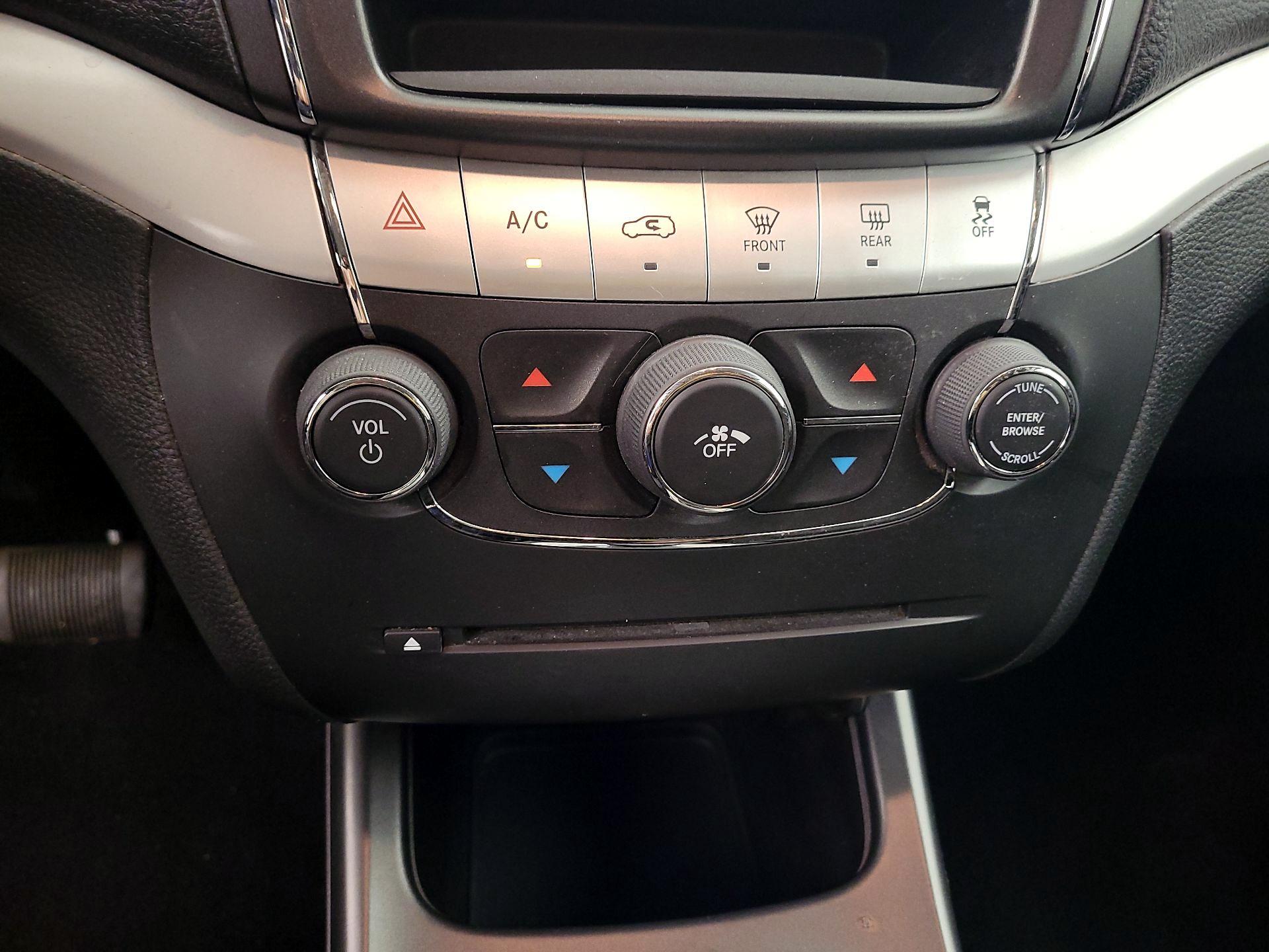 Thumbnail: 2020 Dodge Journey - 16