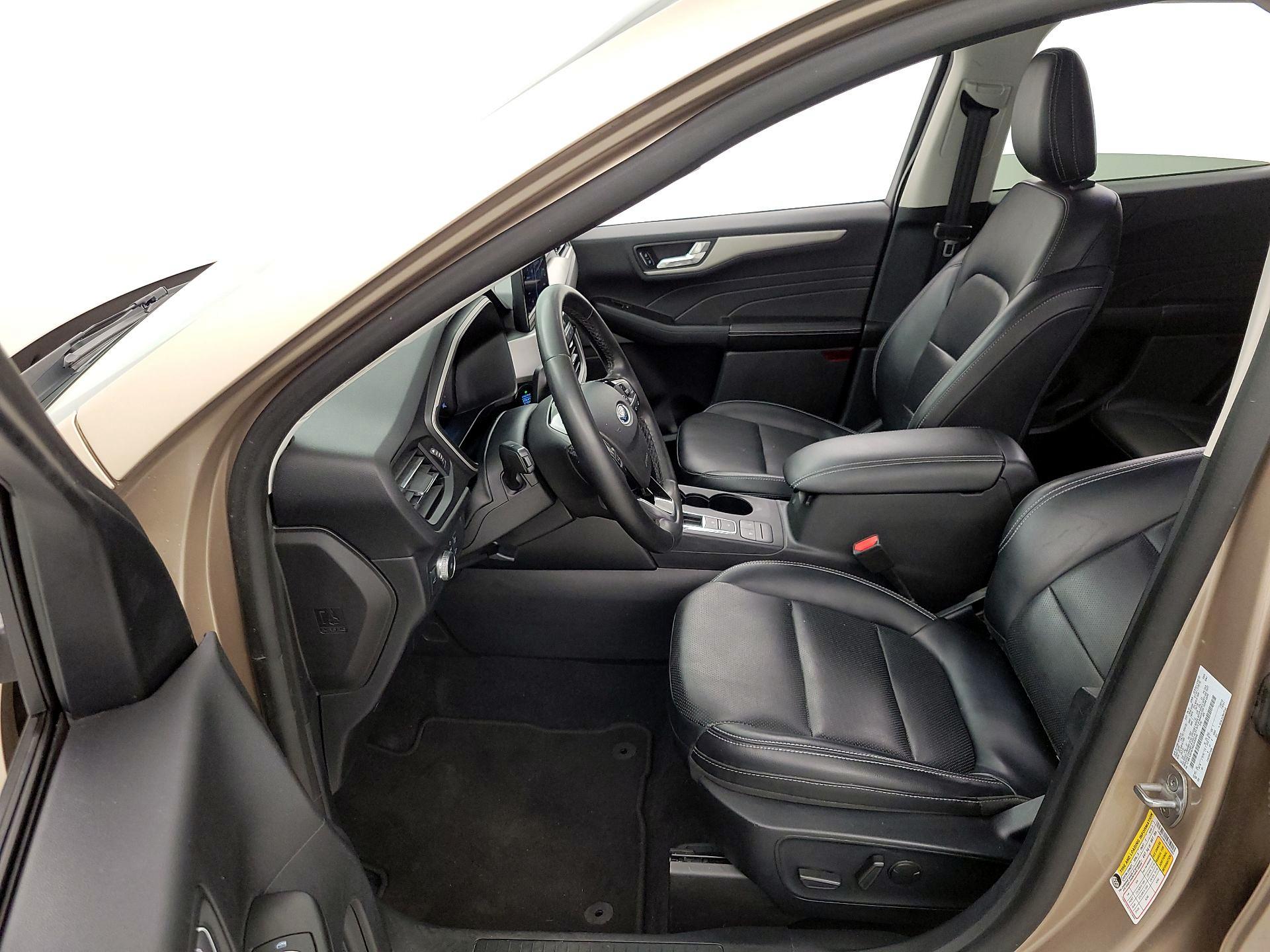 Thumbnail: 2021 Ford Escape - 11