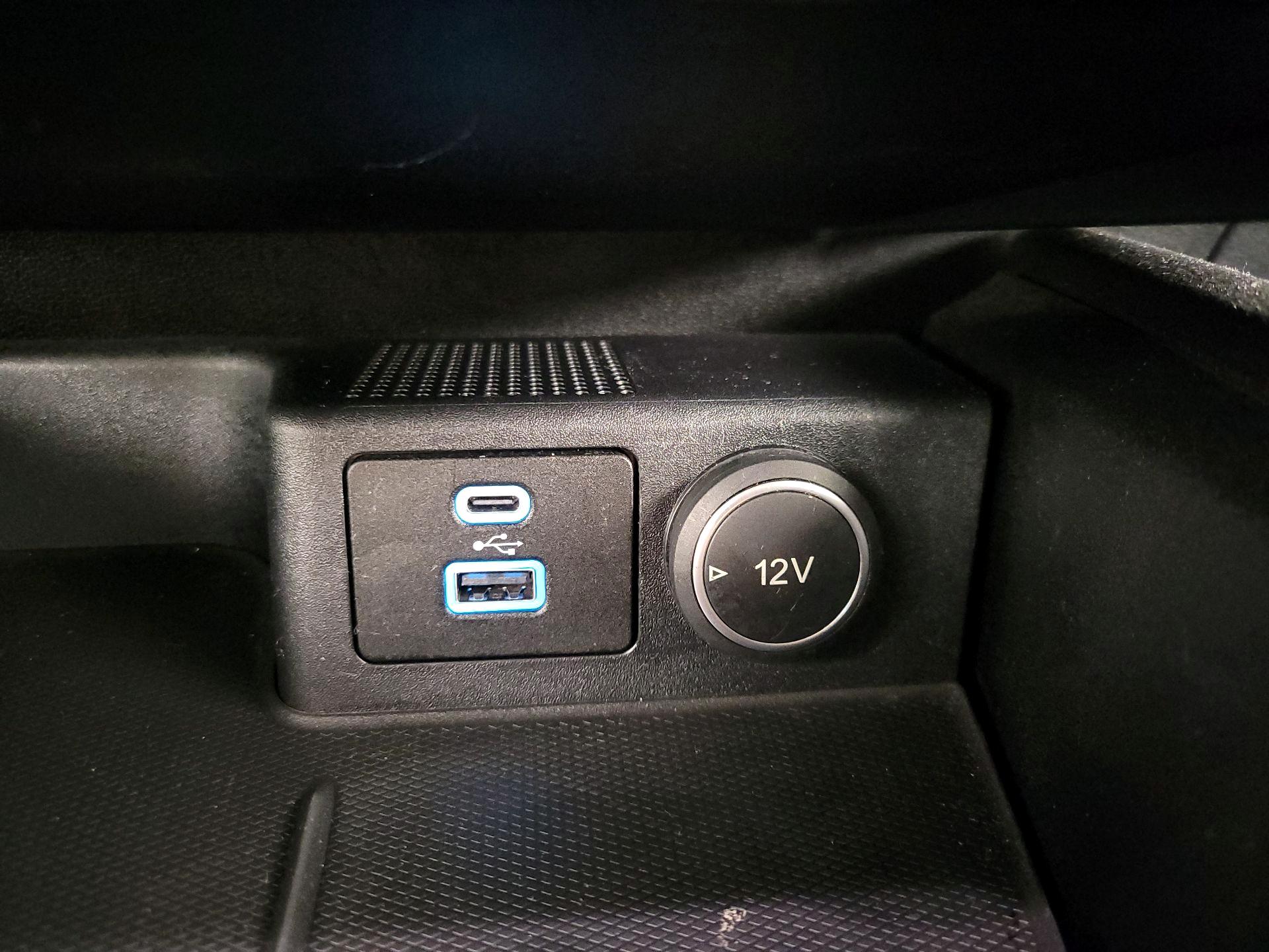 Thumbnail: 2021 Ford Escape - 19