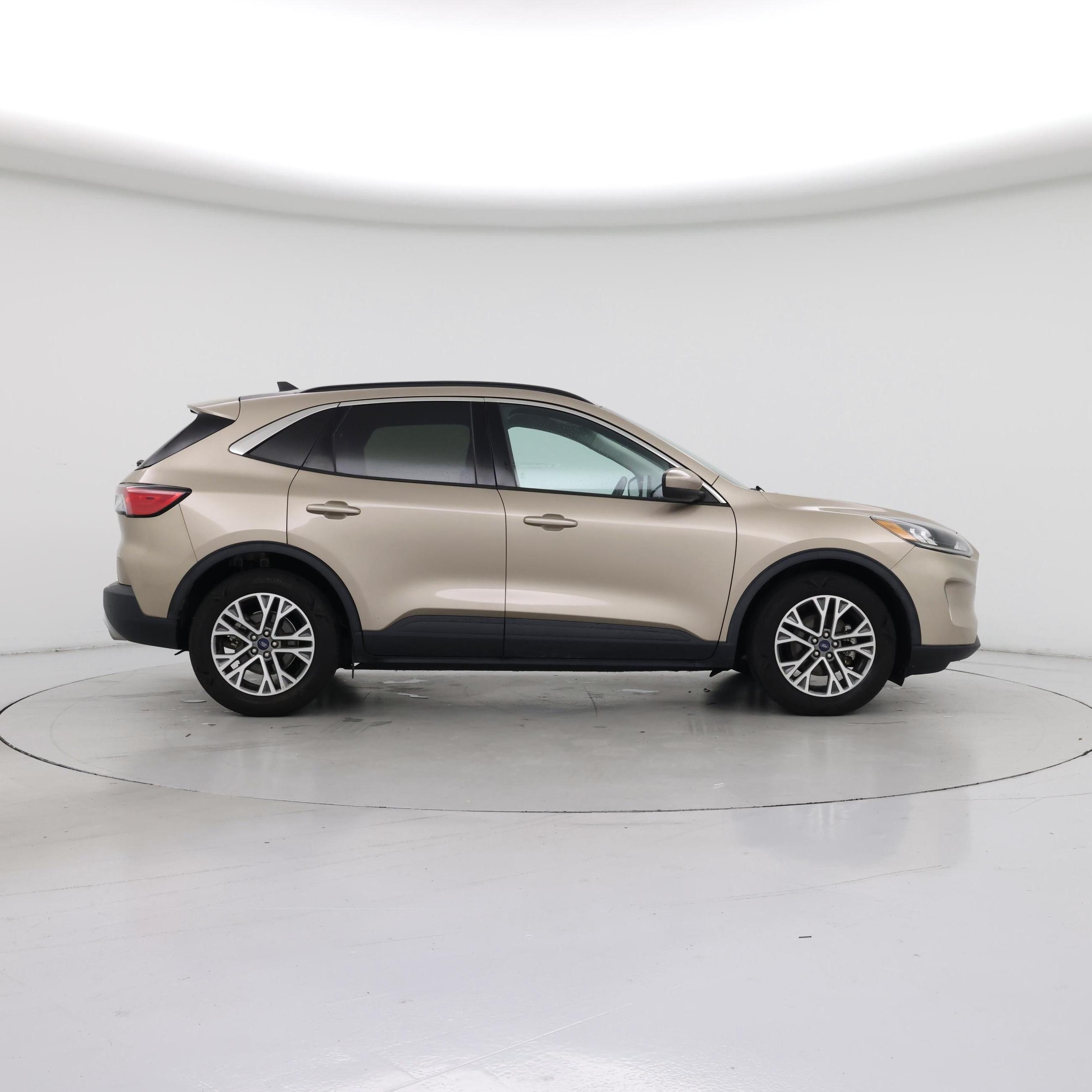Thumbnail: 2021 Ford Escape - 7