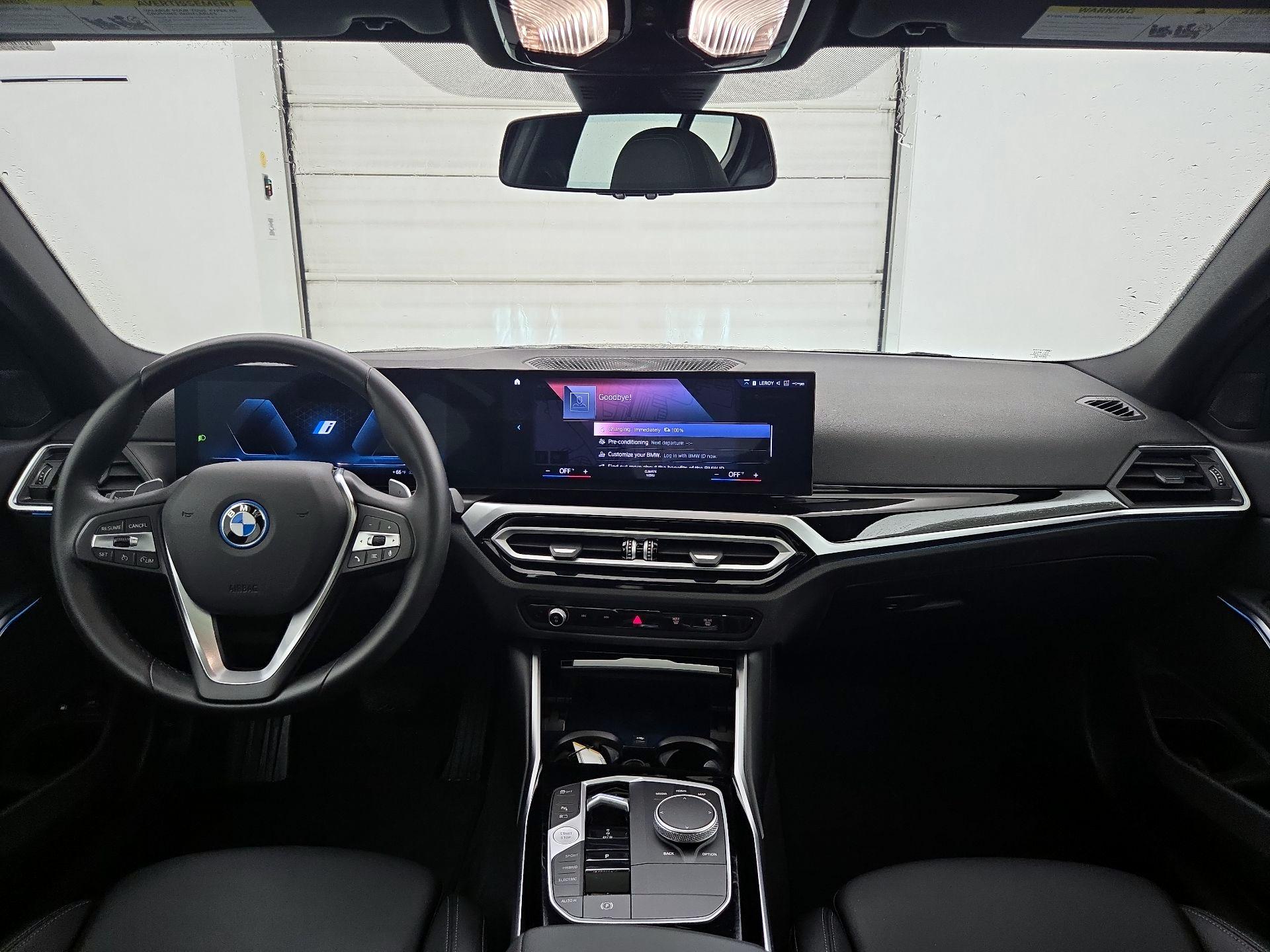 Thumbnail: 2024 BMW 3 Series - 9