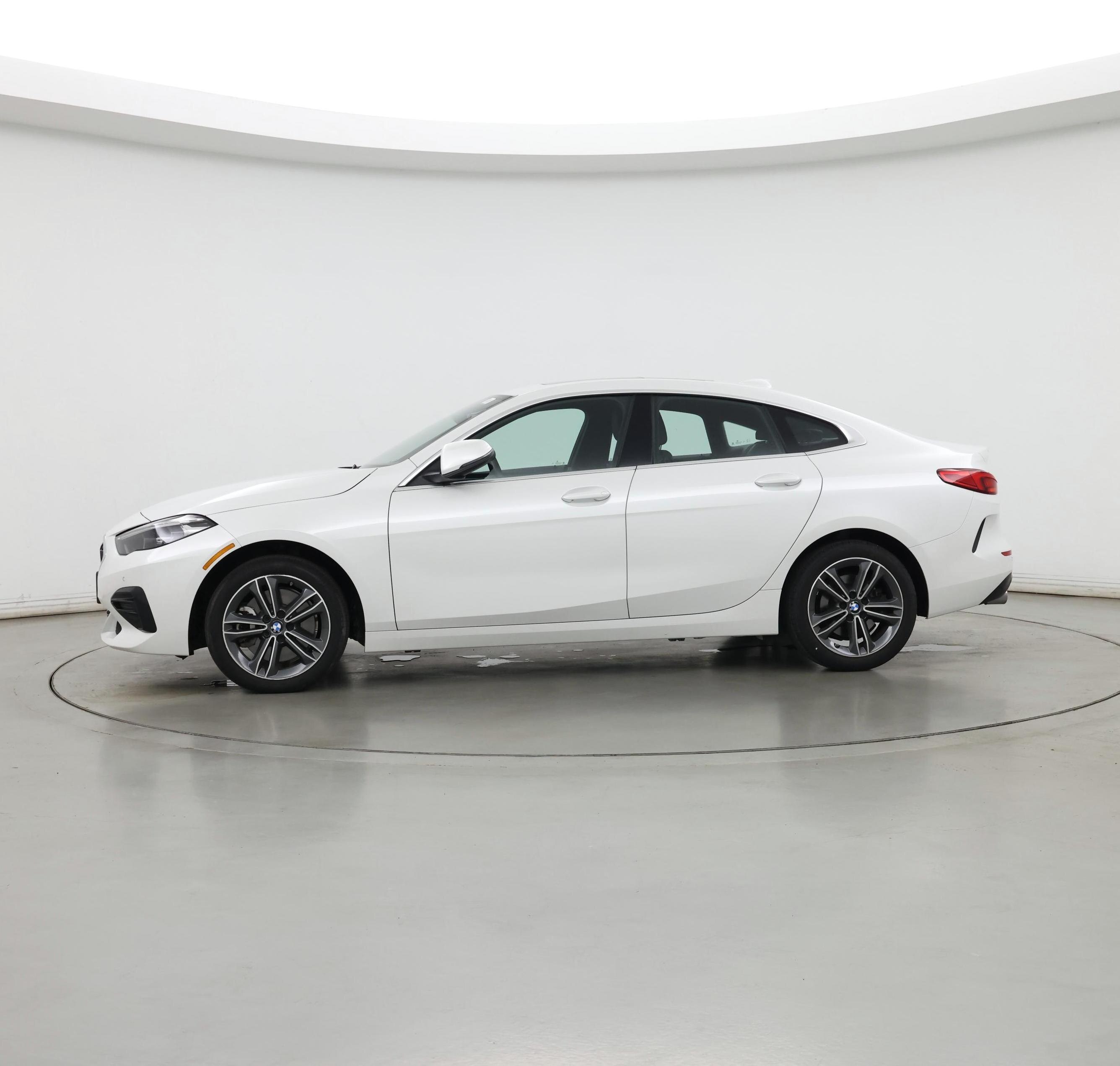 Thumbnail: 2024 BMW 2 Series - 3