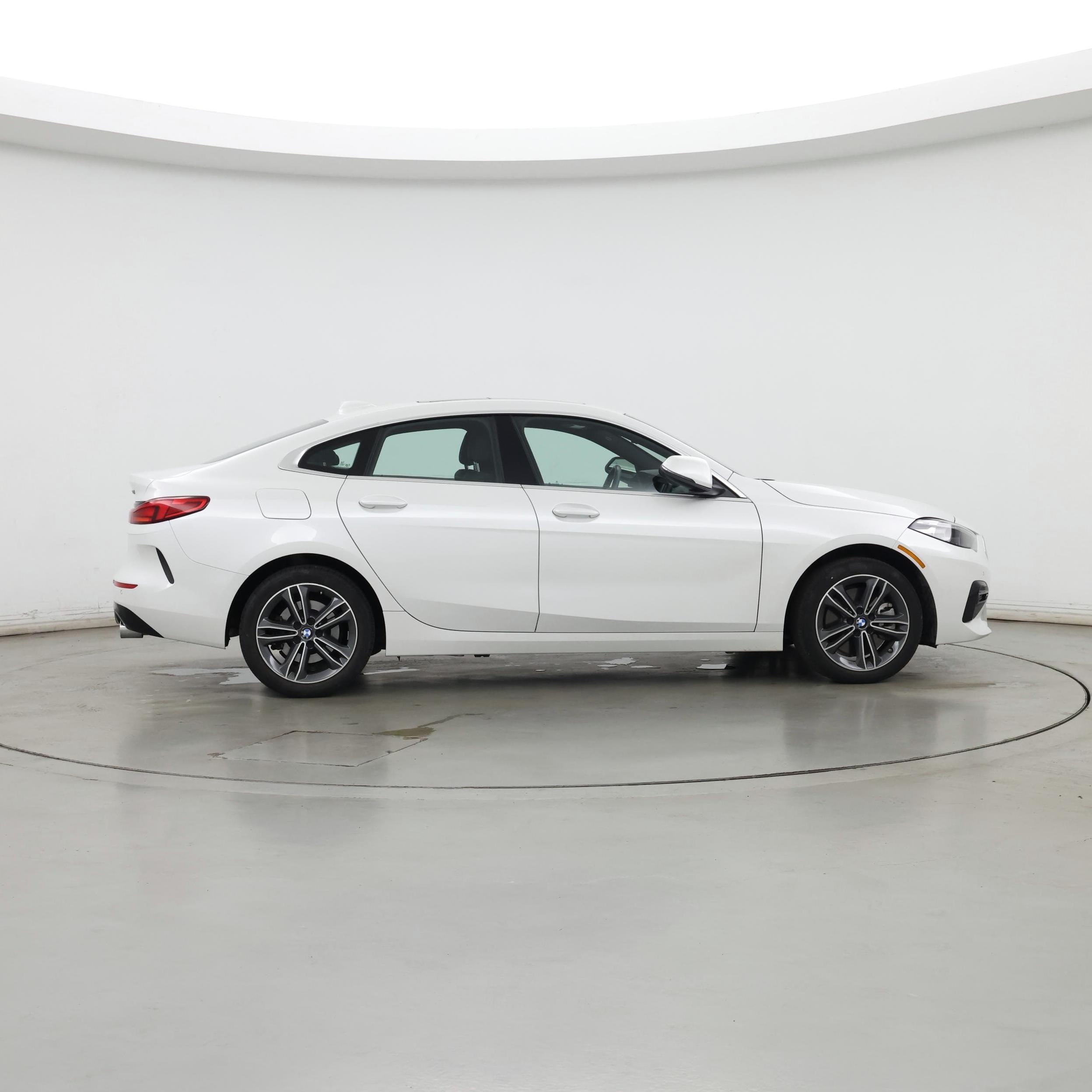 Thumbnail: 2024 BMW 2 Series - 7