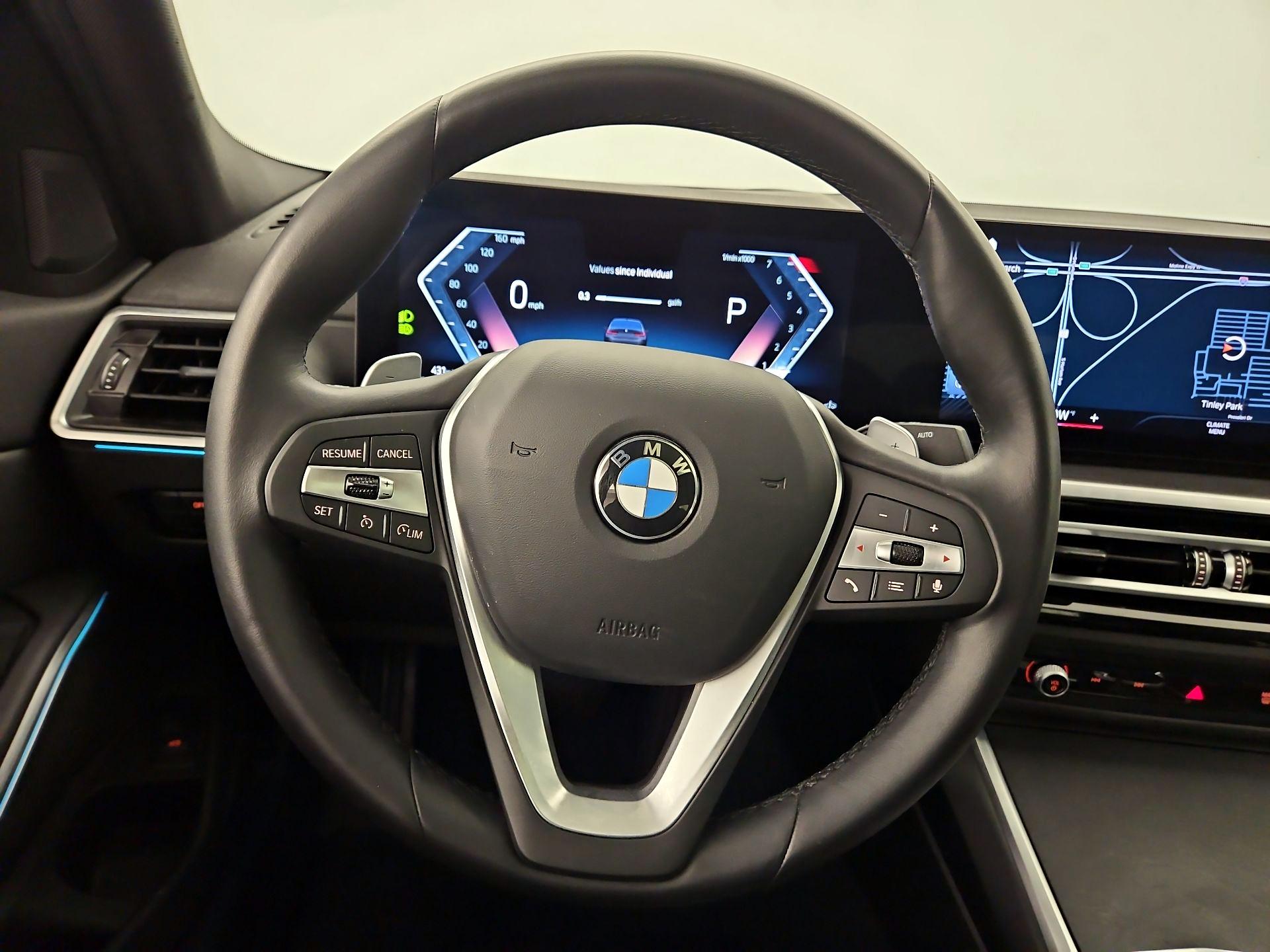 Thumbnail: 2024 BMW 3 Series - 10