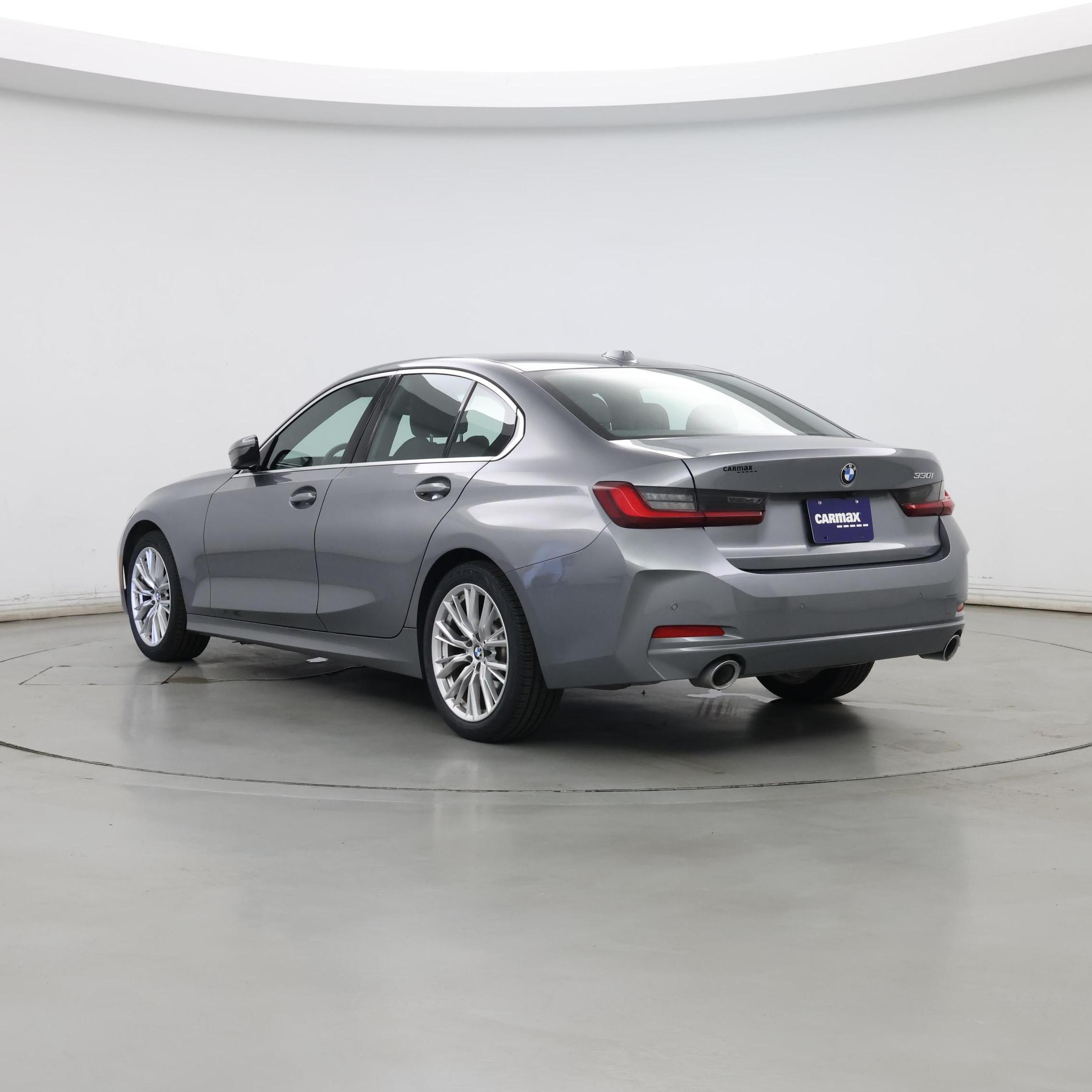 Thumbnail: 2024 BMW 3 Series - 2