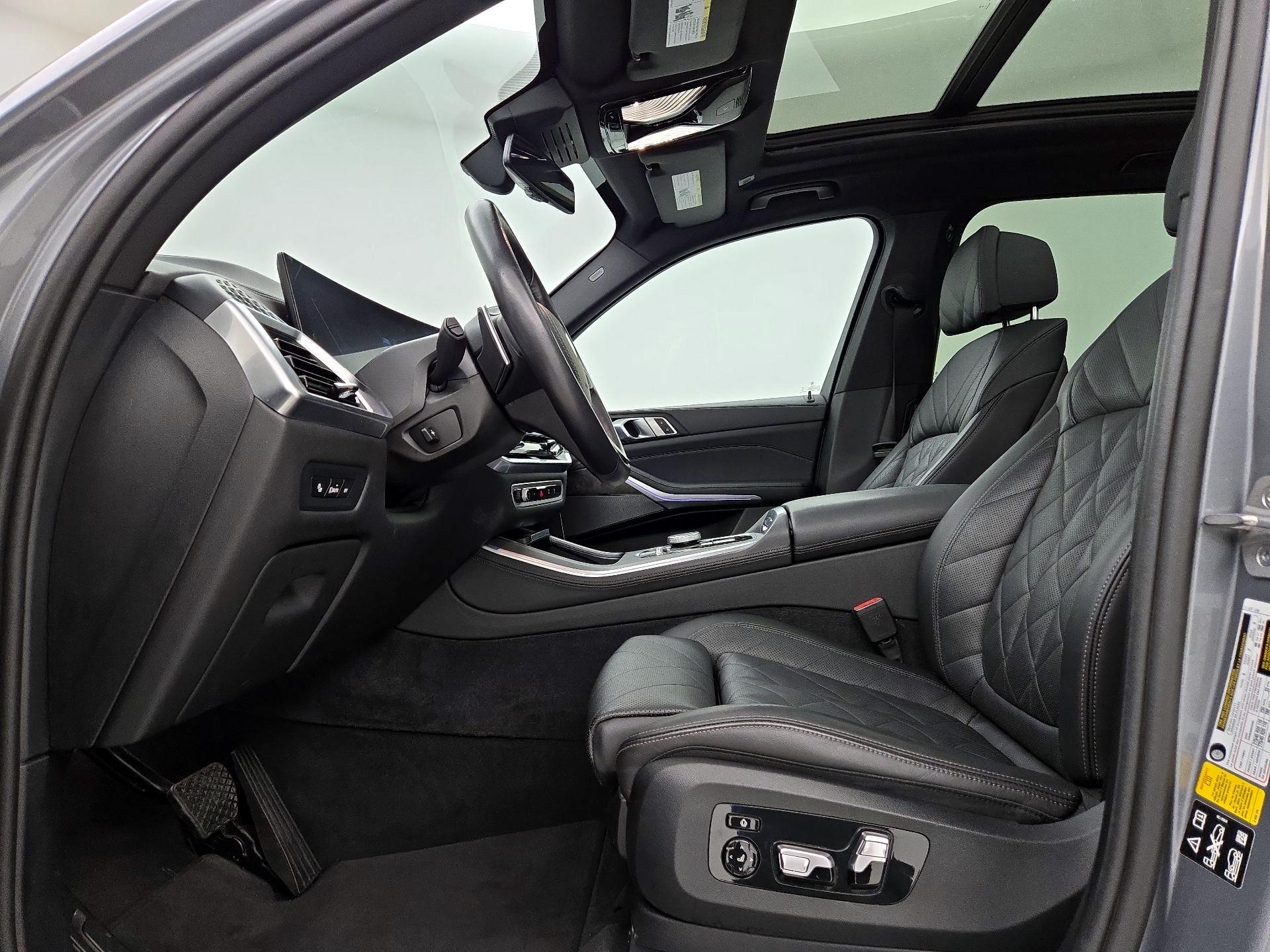 Thumbnail: 2024 BMW X5 - 11