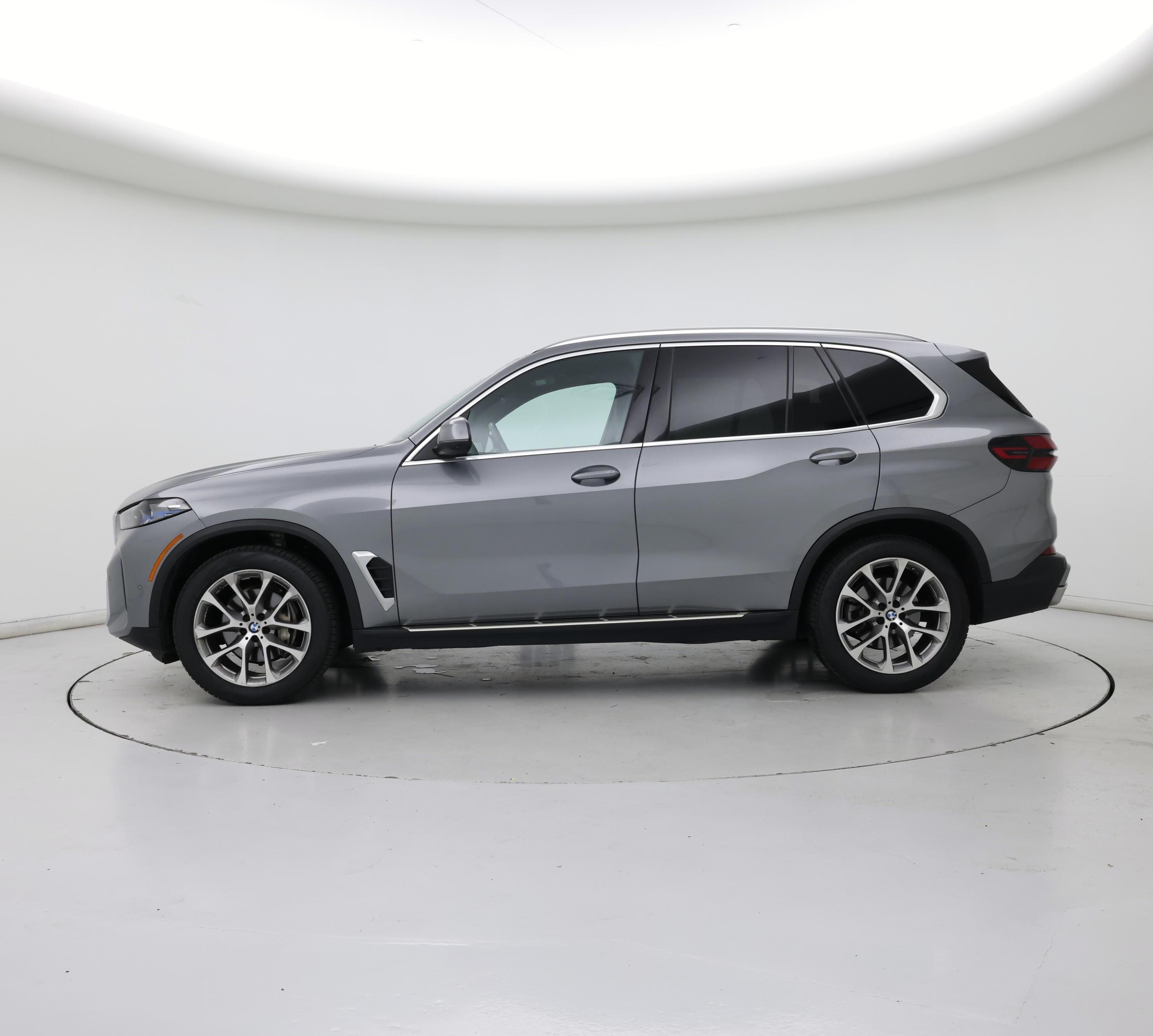 Thumbnail: 2024 BMW X5 - 3