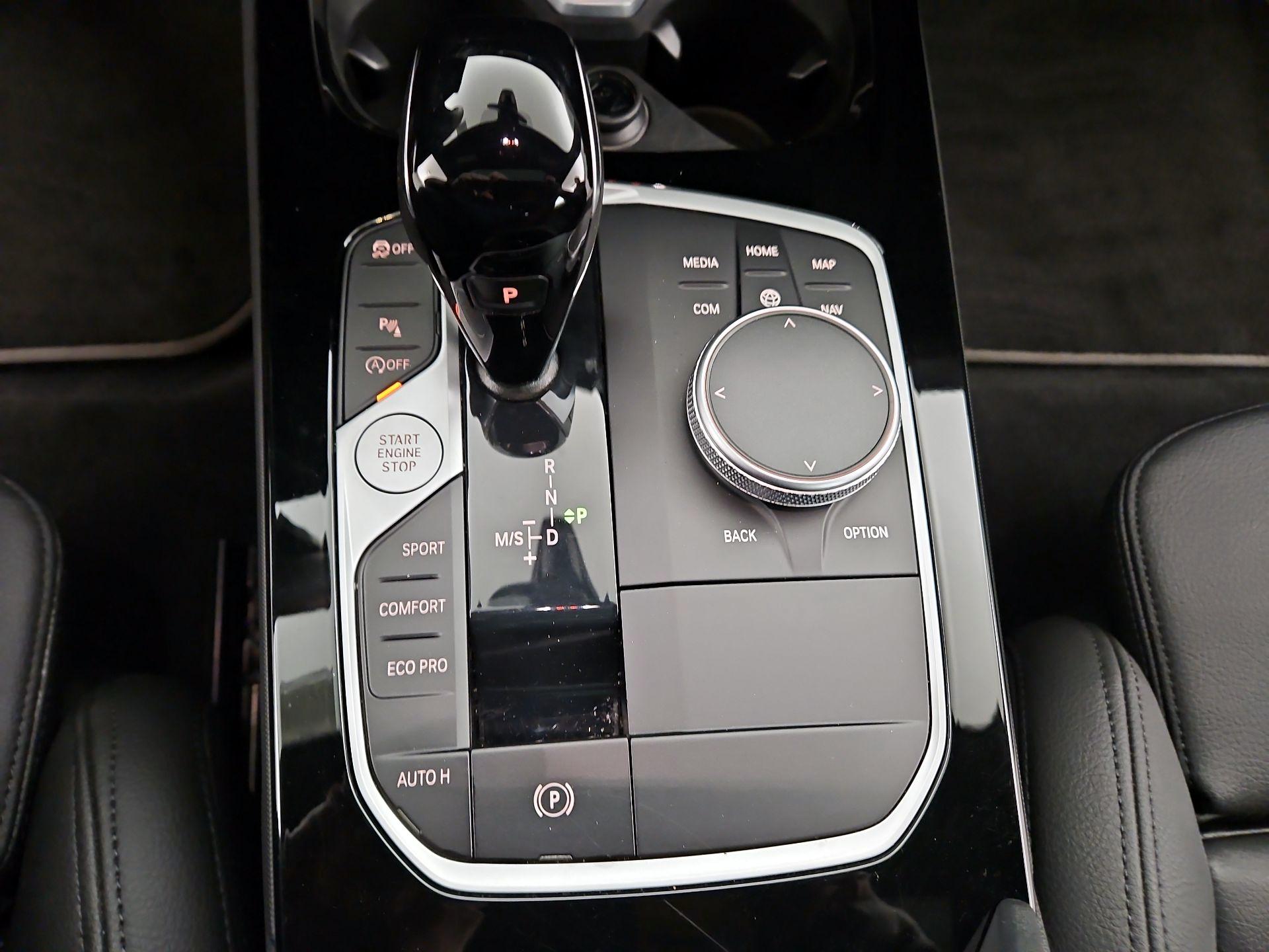Thumbnail: 2024 BMW 2 Series - 18