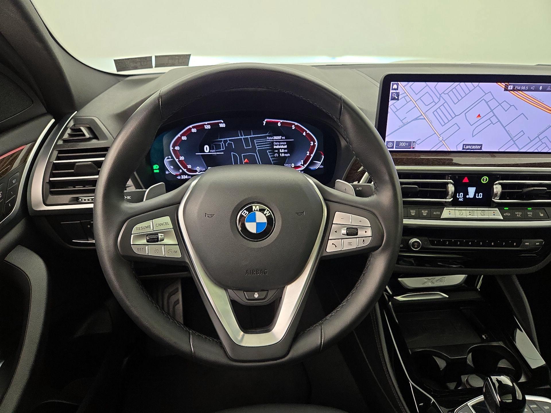 Thumbnail: 2024 BMW X4 - 10