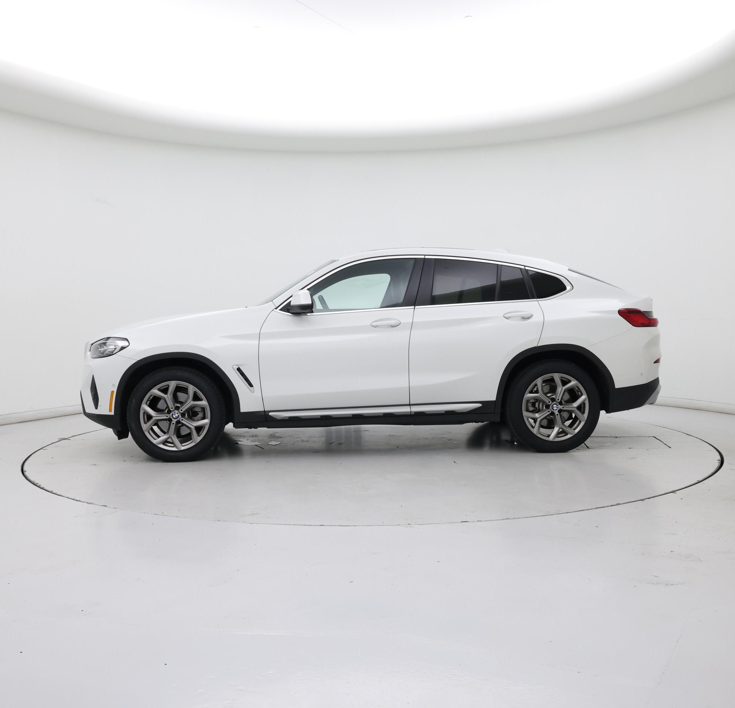 Thumbnail: 2024 BMW X4 - 3