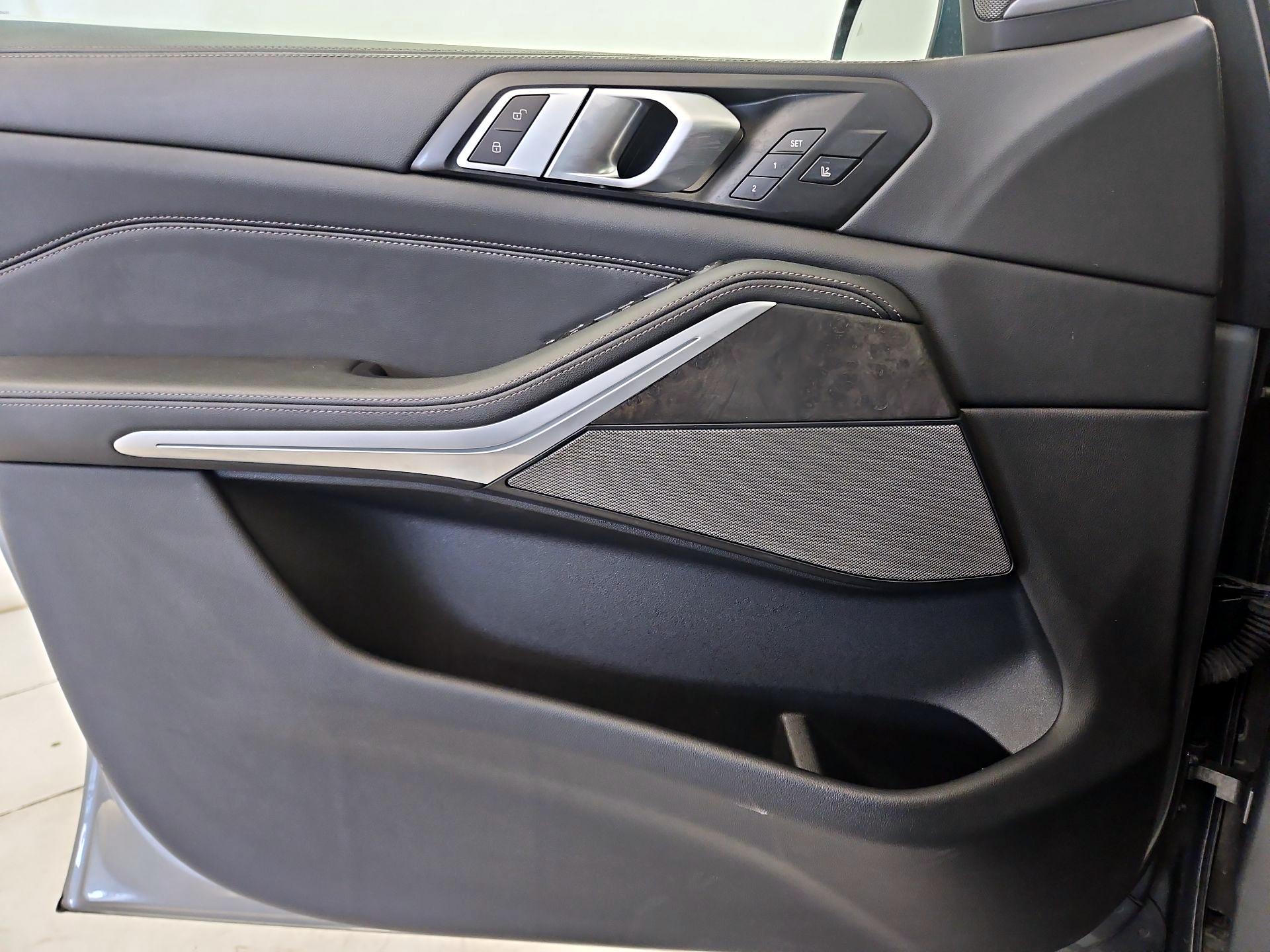 Thumbnail: 2024 BMW X5 - 12