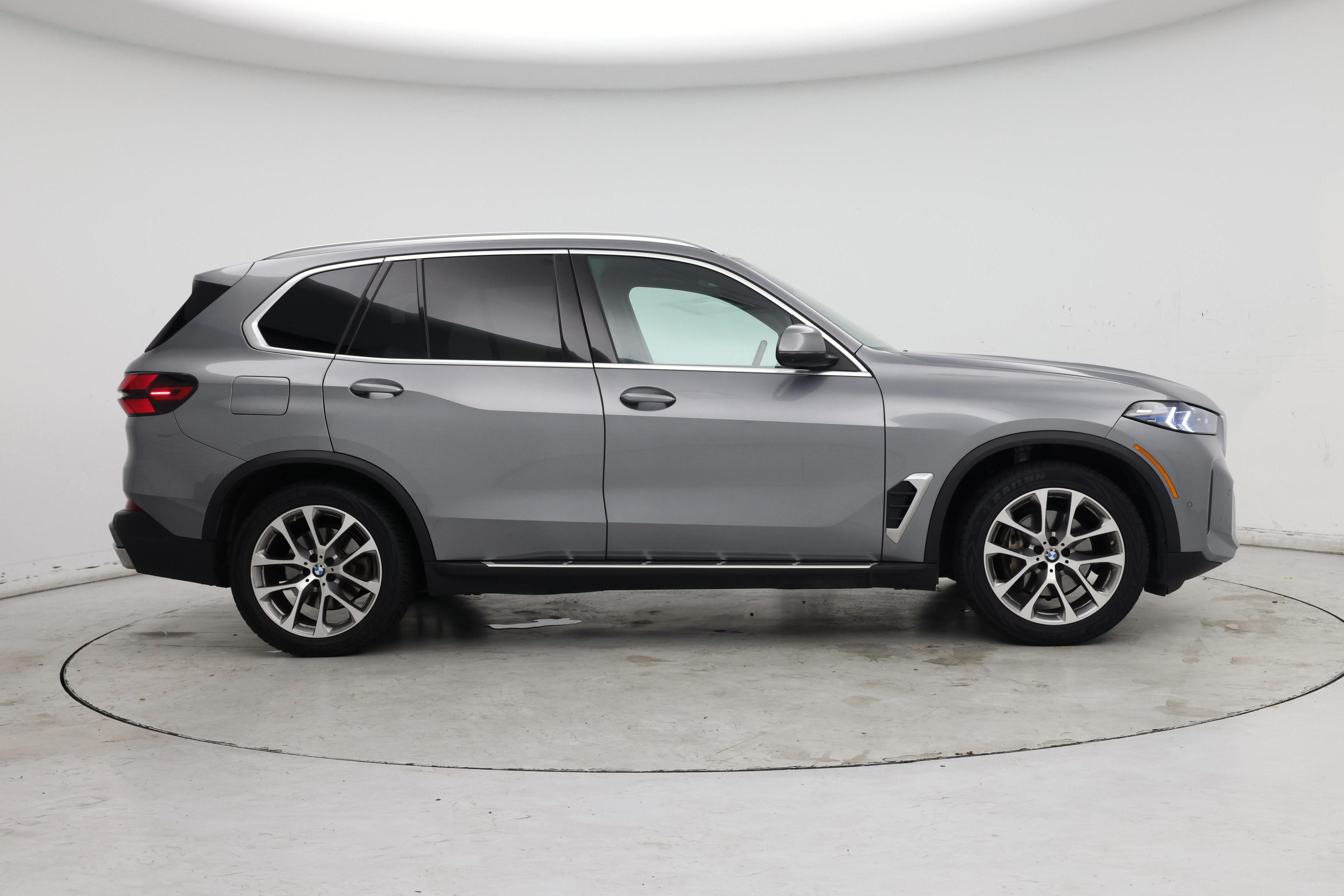 Thumbnail: 2024 BMW X5 - 7