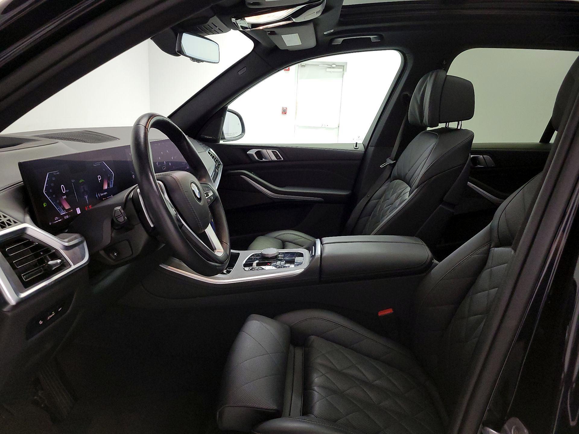 Thumbnail: 2024 BMW X5 - 11