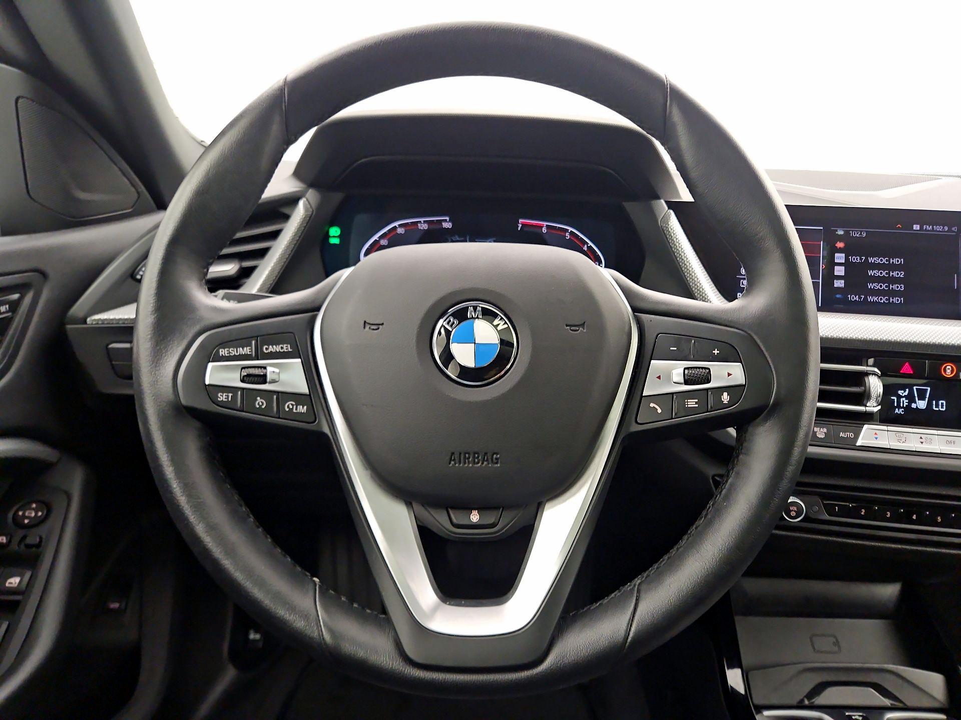 Thumbnail: 2024 BMW 2 Series - 10