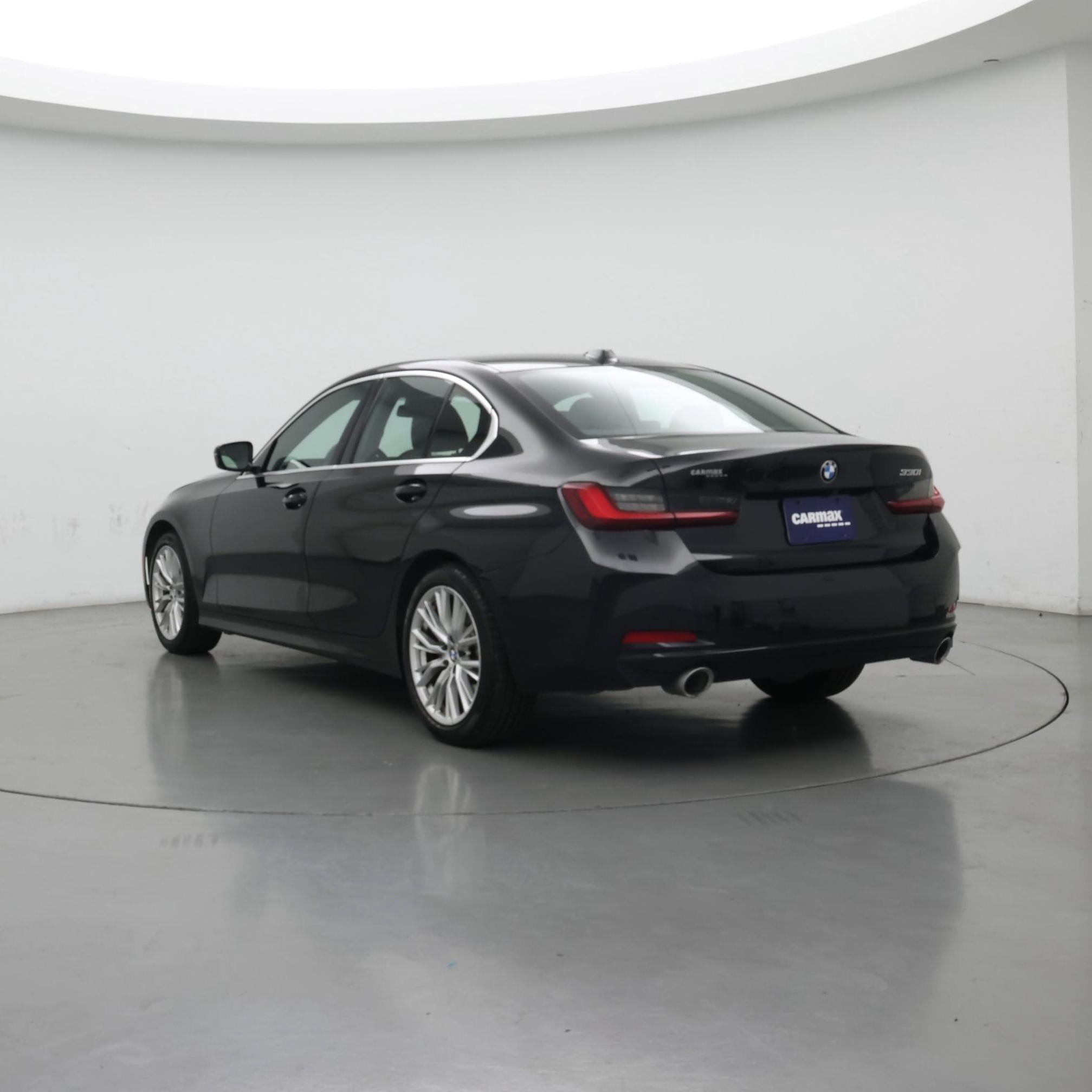 Thumbnail: 2024 BMW 3 Series - 2