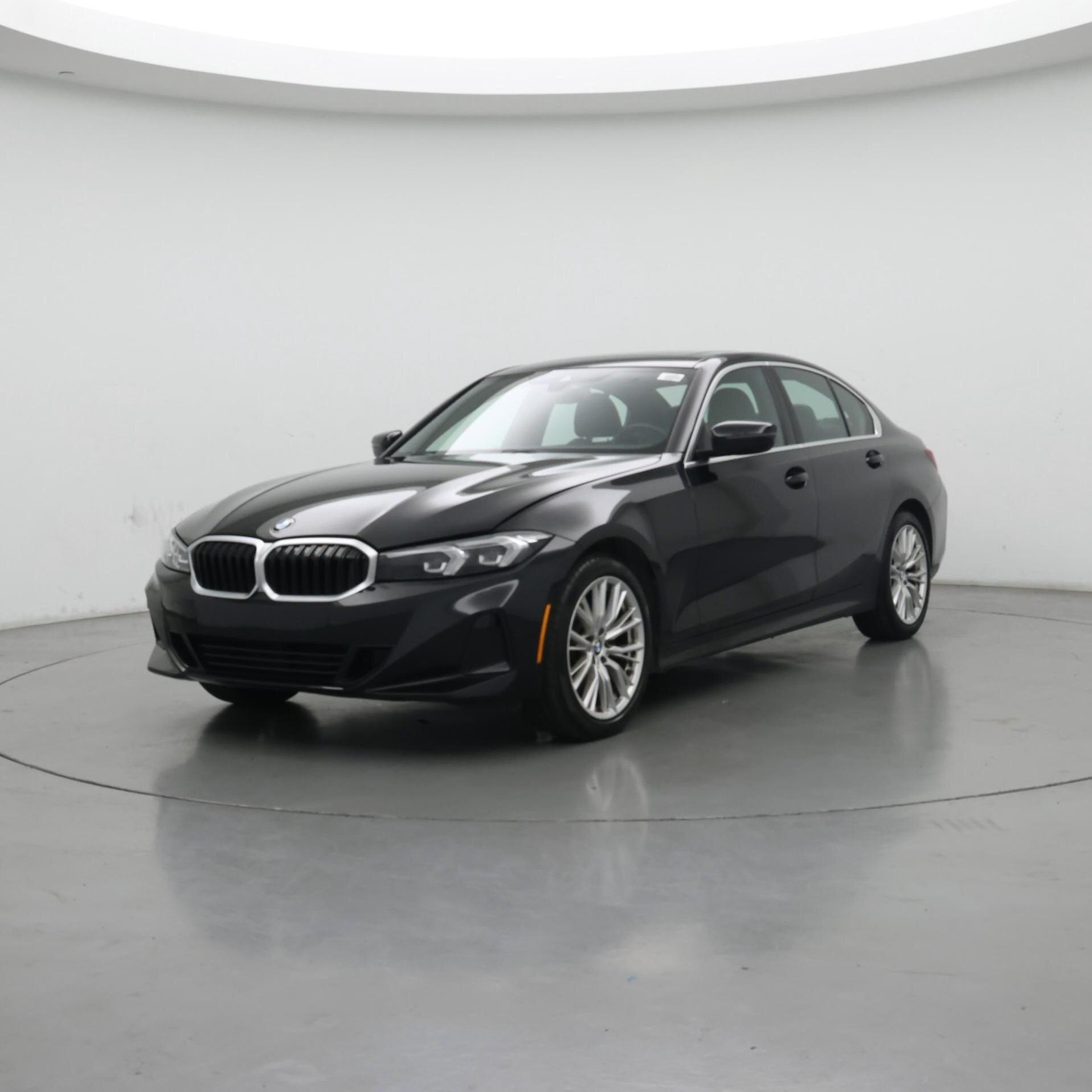 Thumbnail: 2024 BMW 3 Series - 4