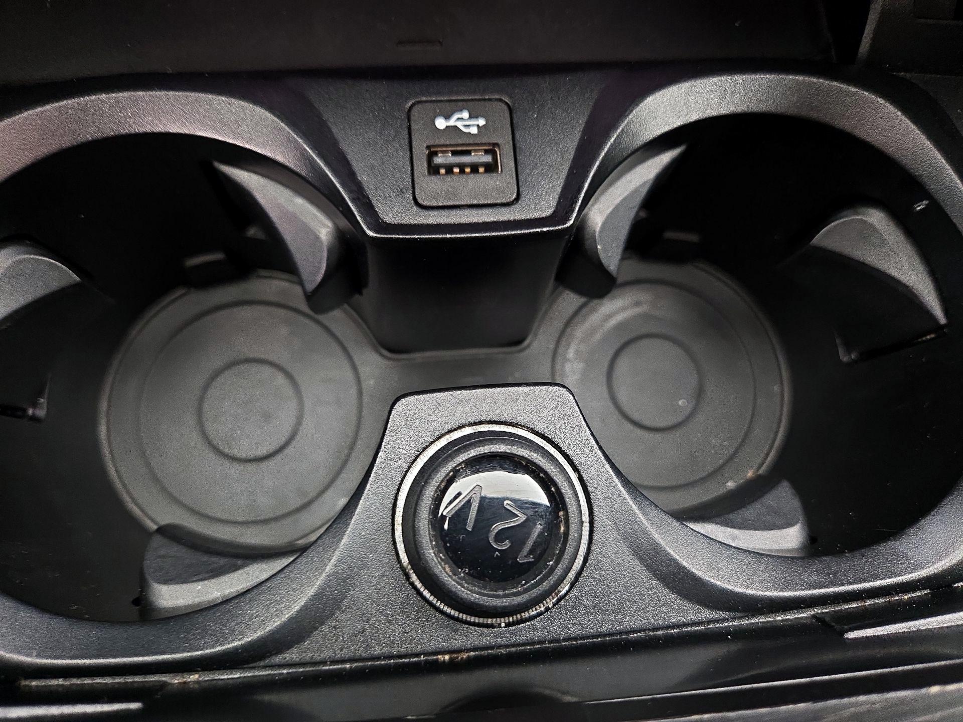 Thumbnail: 2024 BMW 3 Series - 18
