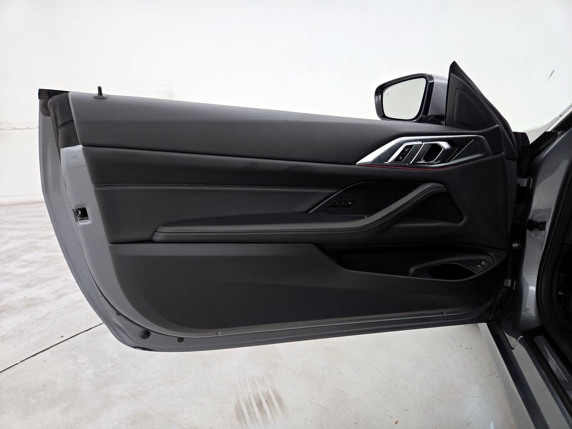 Thumbnail: 2024 BMW 4 Series - 12