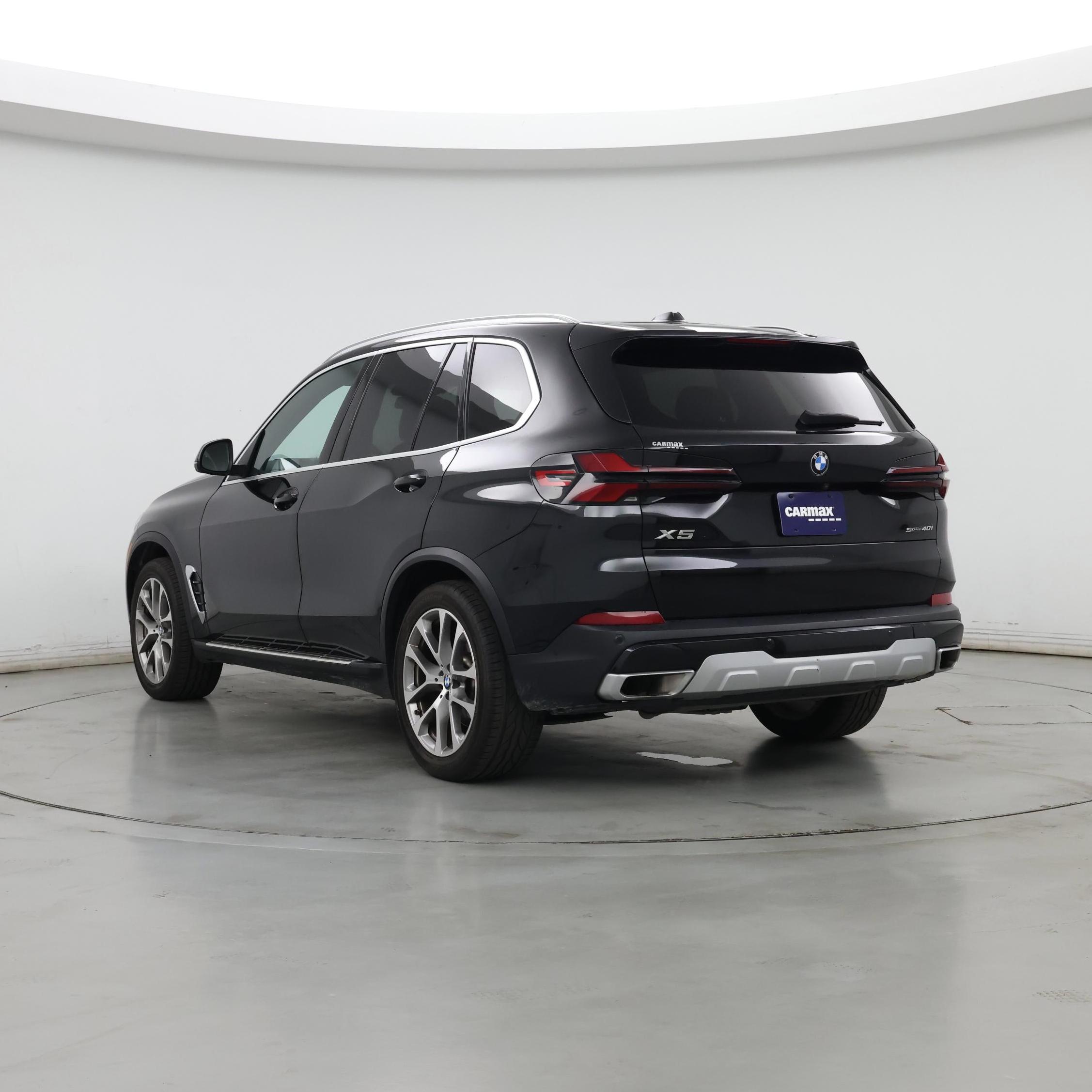 Thumbnail: 2024 BMW X5 - 2