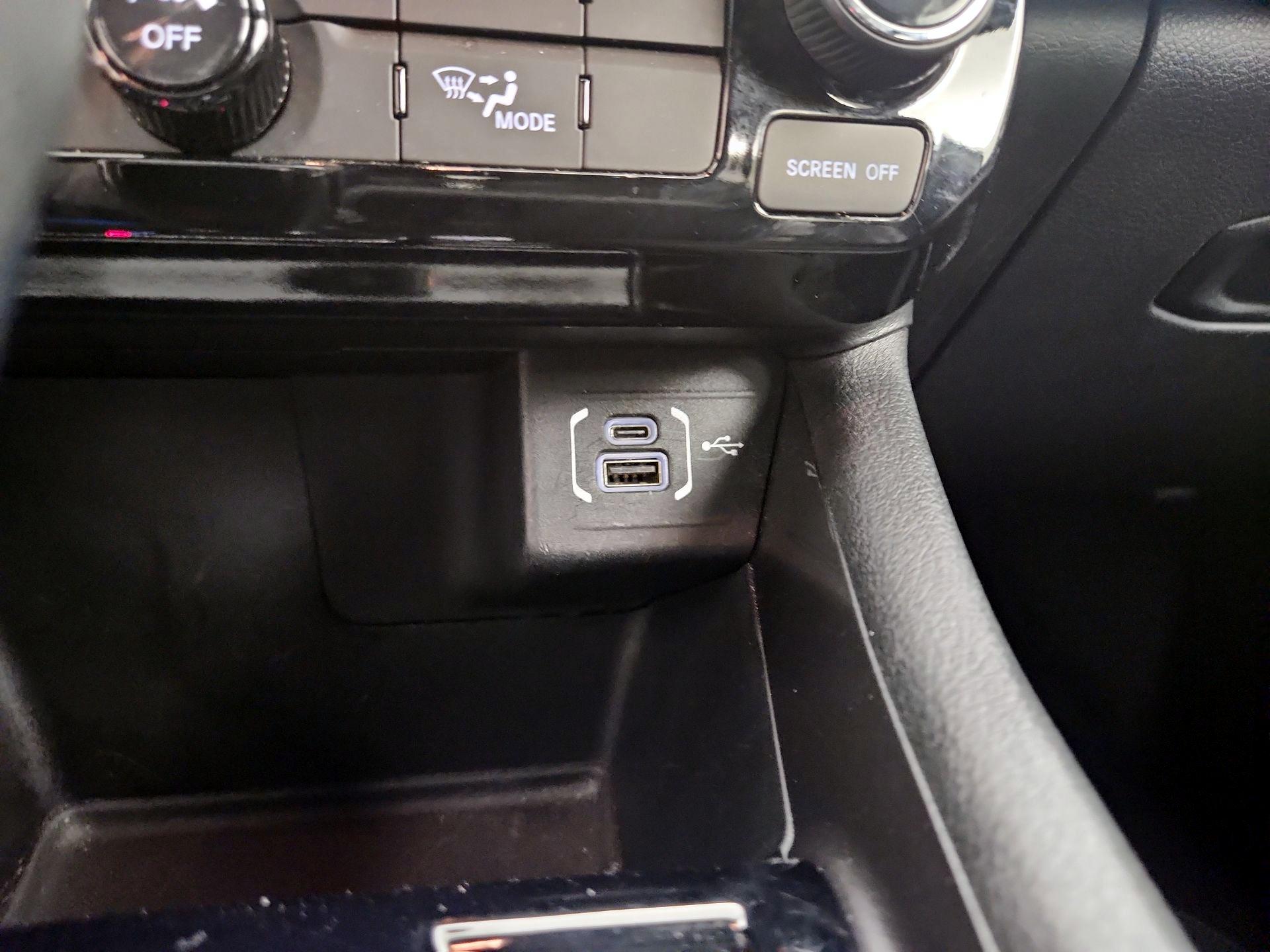 Thumbnail: 2023 Jeep Compass - 18