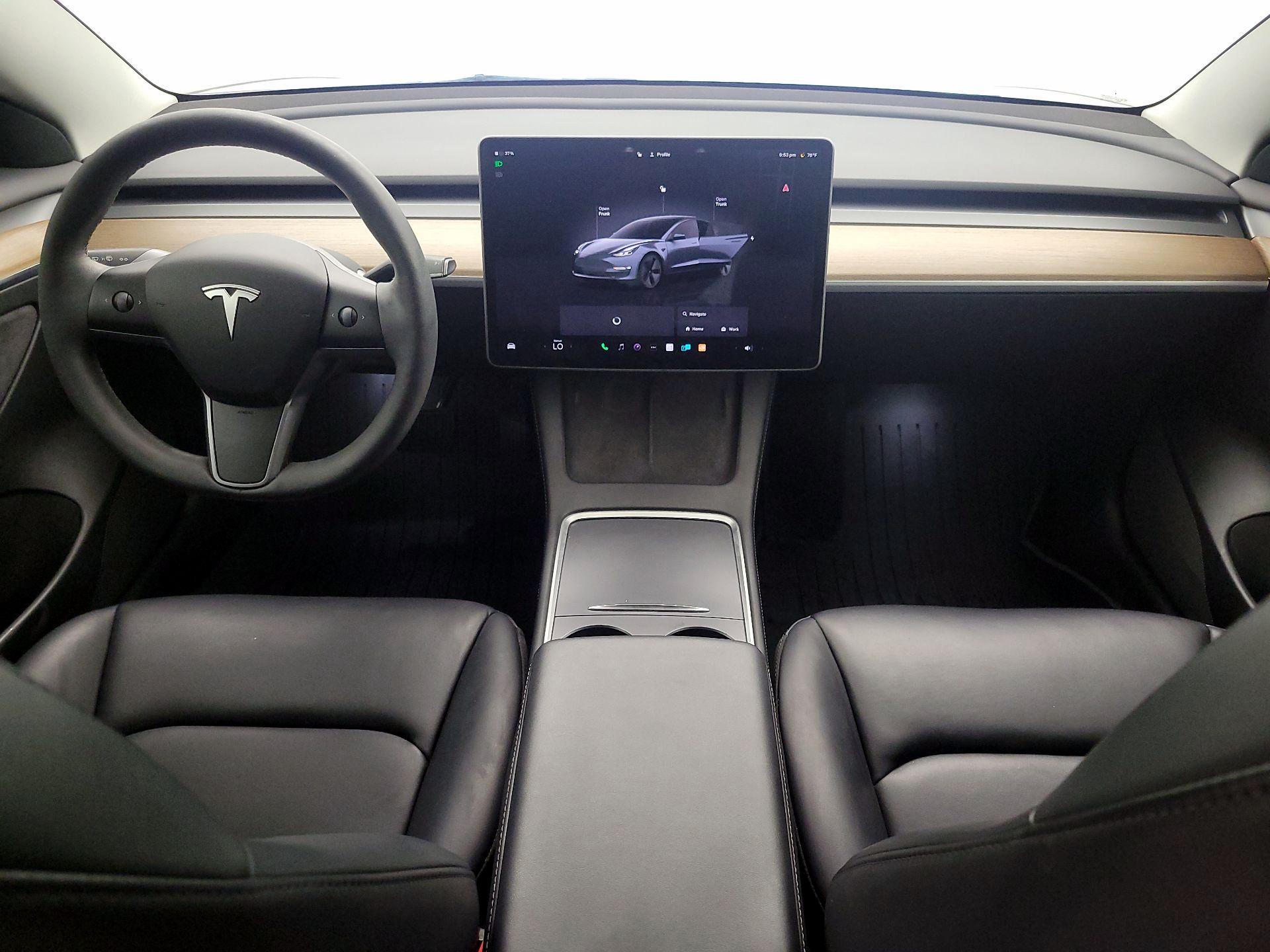 Thumbnail: 2023 Tesla Model 3 - 9